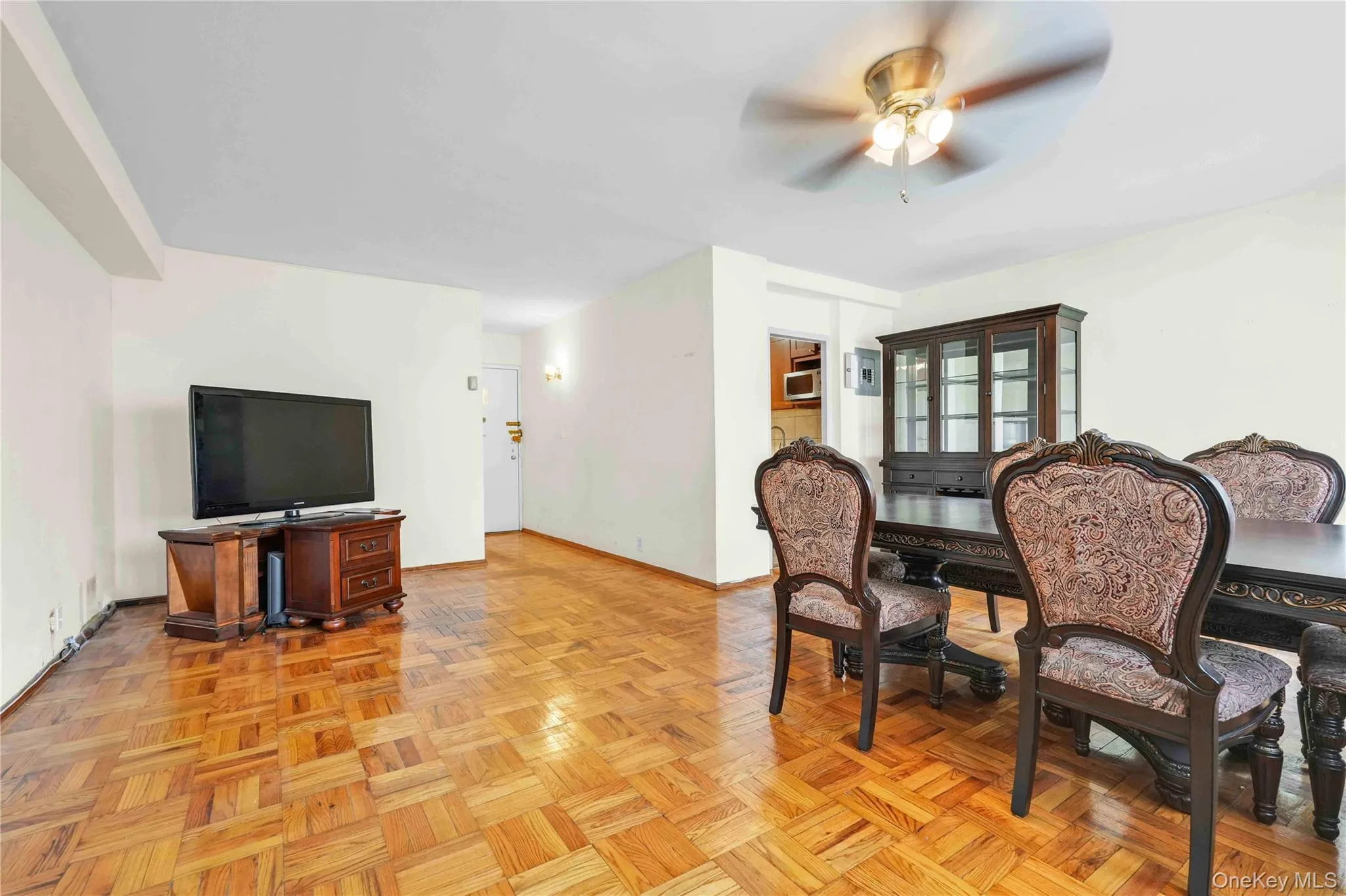 6 Fordham Hill Oval, New York, NY, 2 Bedrooms Bedrooms, 4 Rooms Rooms,1 BathroomBathrooms,Residential,For Rent,Fordham Hill,0,900169 6 Fordham Hill Oval, New York, NY, 2 Bedrooms Bedrooms, 4 Rooms Rooms,1 BathroomBathrooms,Residential,For Rent,Fordham Hill,0,900169