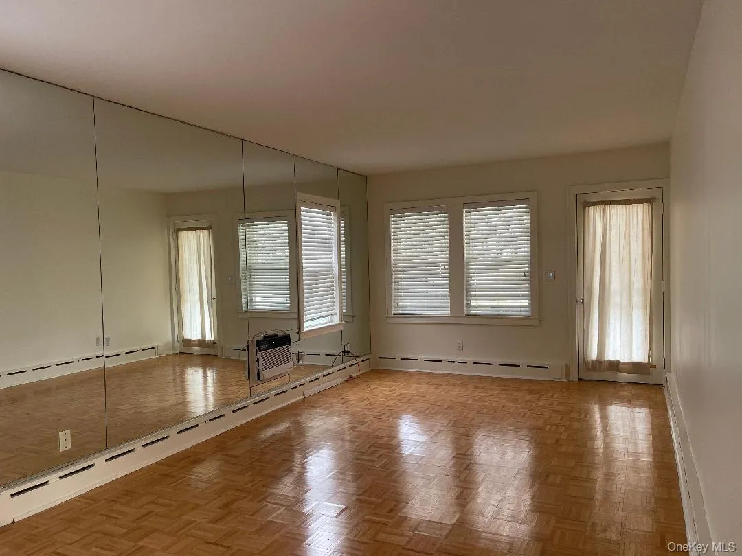 75 Mohawk Avenue, Hempstead, NY, 2 Bedrooms Bedrooms, 5 Rooms Rooms,2 BathroomsBathrooms,Residential Lease,Idx,Mohawk,0,900182 75 Mohawk Avenue, Hempstead, NY, 2 Bedrooms Bedrooms, 5 Rooms Rooms,2 BathroomsBathrooms,Residential Lease,Idx,Mohawk,0,900182