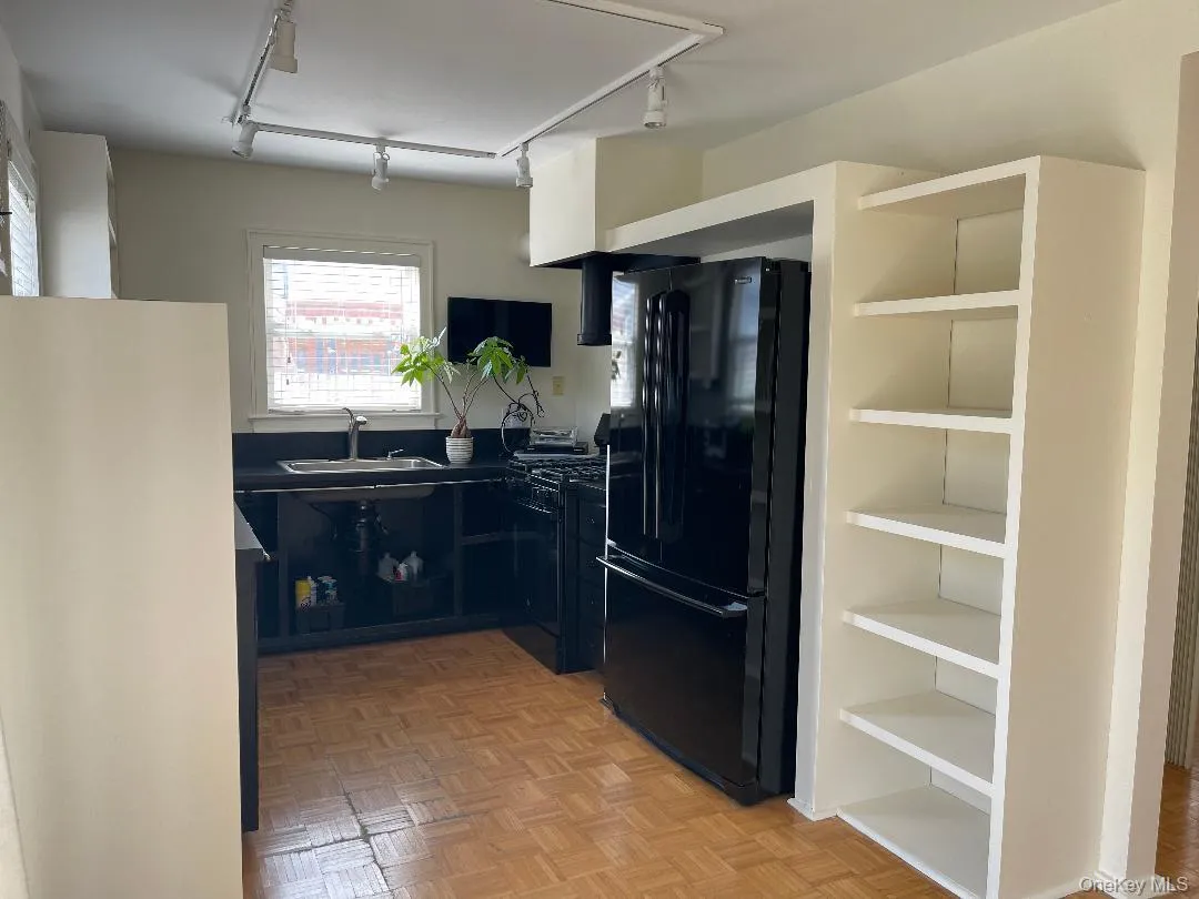 75 Mohawk Avenue, Hempstead, NY, 2 Bedrooms Bedrooms, 5 Rooms Rooms,2 BathroomsBathrooms,Residential Lease,Idx,Mohawk,0,900182 75 Mohawk Avenue, Hempstead, NY, 2 Bedrooms Bedrooms, 5 Rooms Rooms,2 BathroomsBathrooms,Residential Lease,Idx,Mohawk,0,900182