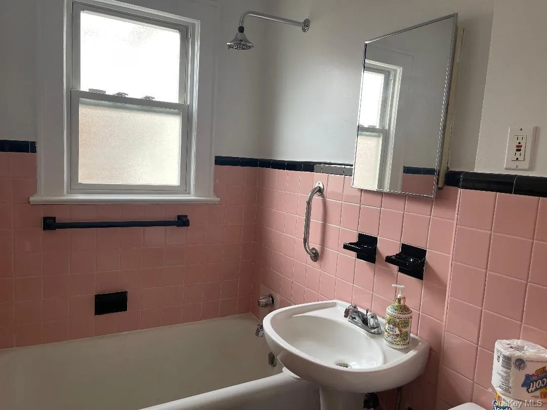 1st level bathroom with tub 1st level bathroom with tub