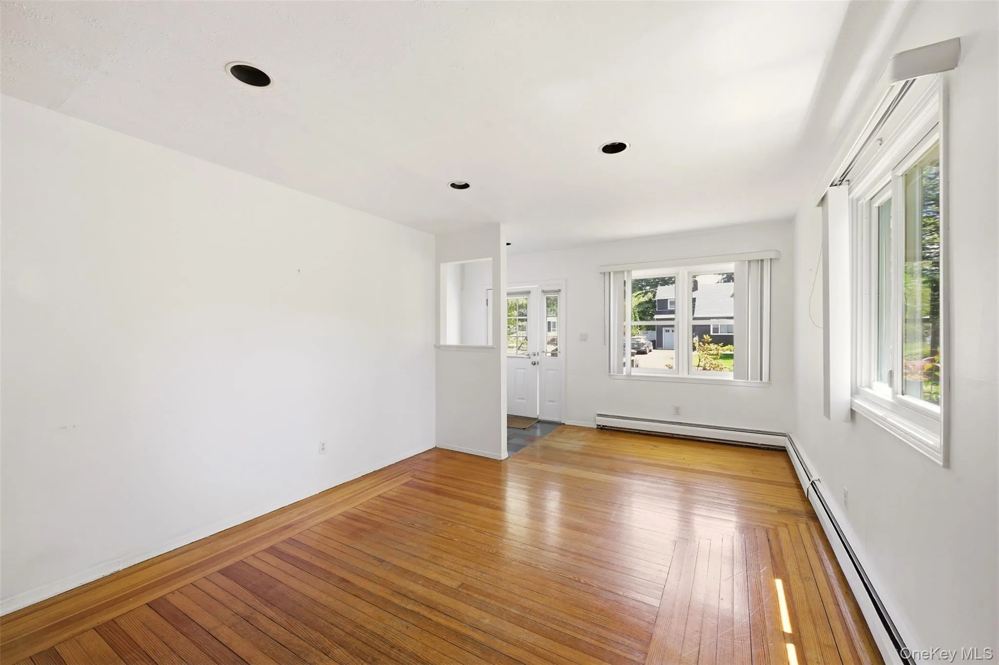 26 Garfield Avenue, Islip, NY, 2 Bedrooms Bedrooms, 5 Rooms Rooms,1 BathroomBathrooms,Residential,For Rent,Garfield,0,900208 26 Garfield Avenue, Islip, NY, 2 Bedrooms Bedrooms, 5 Rooms Rooms,1 BathroomBathrooms,Residential,For Rent,Garfield,0,900208