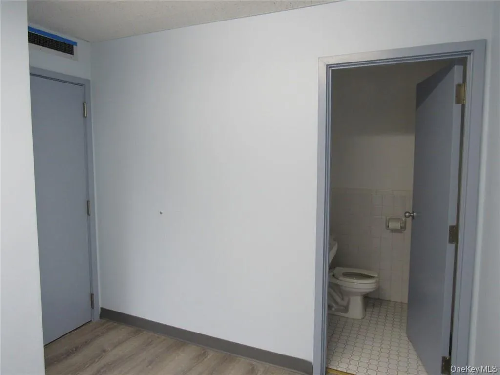 Private Office with Bathroom Private Office with Bathroom