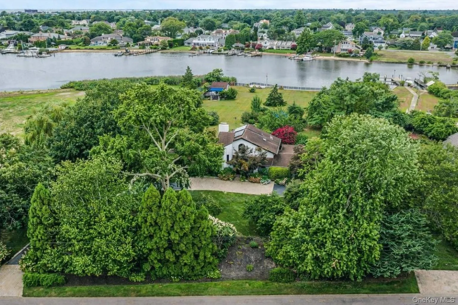 50 Cedar Lane, Babylon, NY, 4 Bedrooms Bedrooms, 7 Rooms Rooms,3 BathroomsBathrooms,Residential,For Rent,Cedar,0,KEY900582 50 Cedar Lane, Babylon, NY, 4 Bedrooms Bedrooms, 7 Rooms Rooms,3 BathroomsBathrooms,Residential,For Rent,Cedar,0,KEY900582