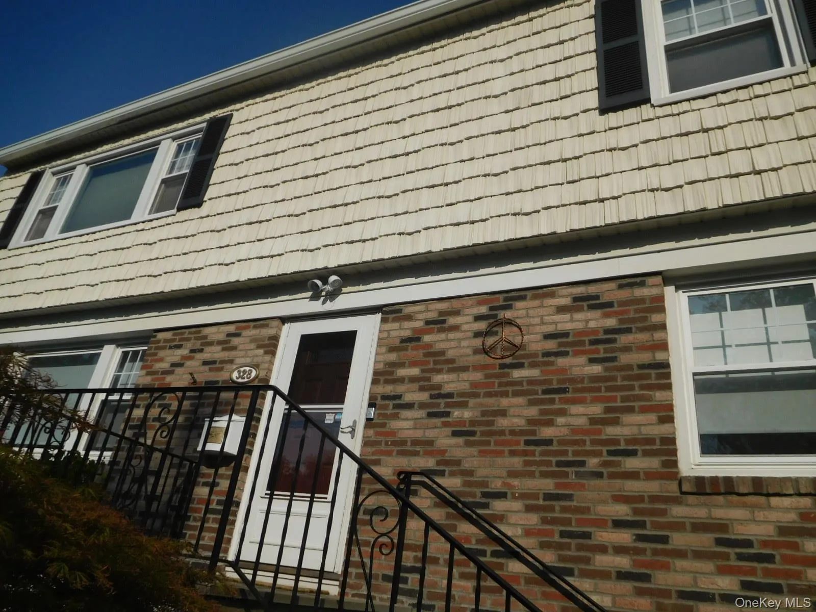 Another view of 328 Columbus Another view of 328 Columbus