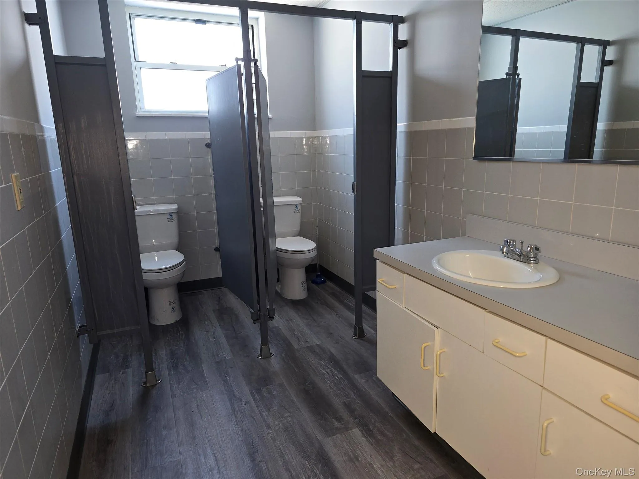 171 Deer Park Avenue, Babylon, NY, ,Commercial Lease,Idx,Deer Park,0,900991 171 Deer Park Avenue, Babylon, NY, ,Commercial Lease,Idx,Deer Park,0,900991