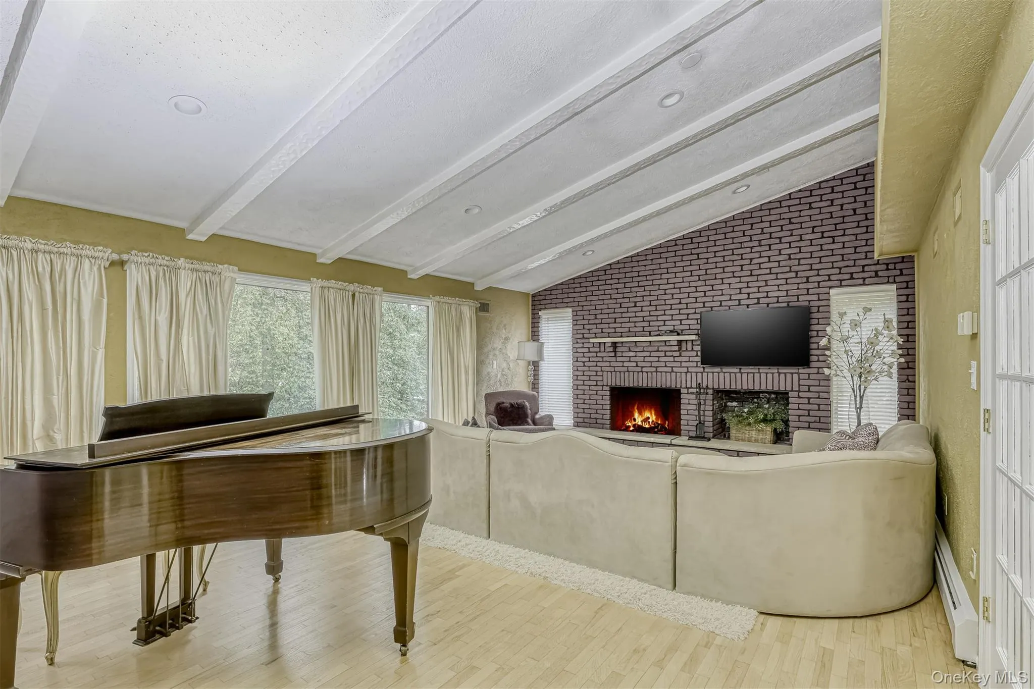 11 White Birch Court, Clarkstown, NY, 7 Bedrooms Bedrooms, 18 Rooms Rooms,4 BathroomsBathrooms,Residential,For Rent,White Birch,0,901131 11 White Birch Court, Clarkstown, NY, 7 Bedrooms Bedrooms, 18 Rooms Rooms,4 BathroomsBathrooms,Residential,For Rent,White Birch,0,901131