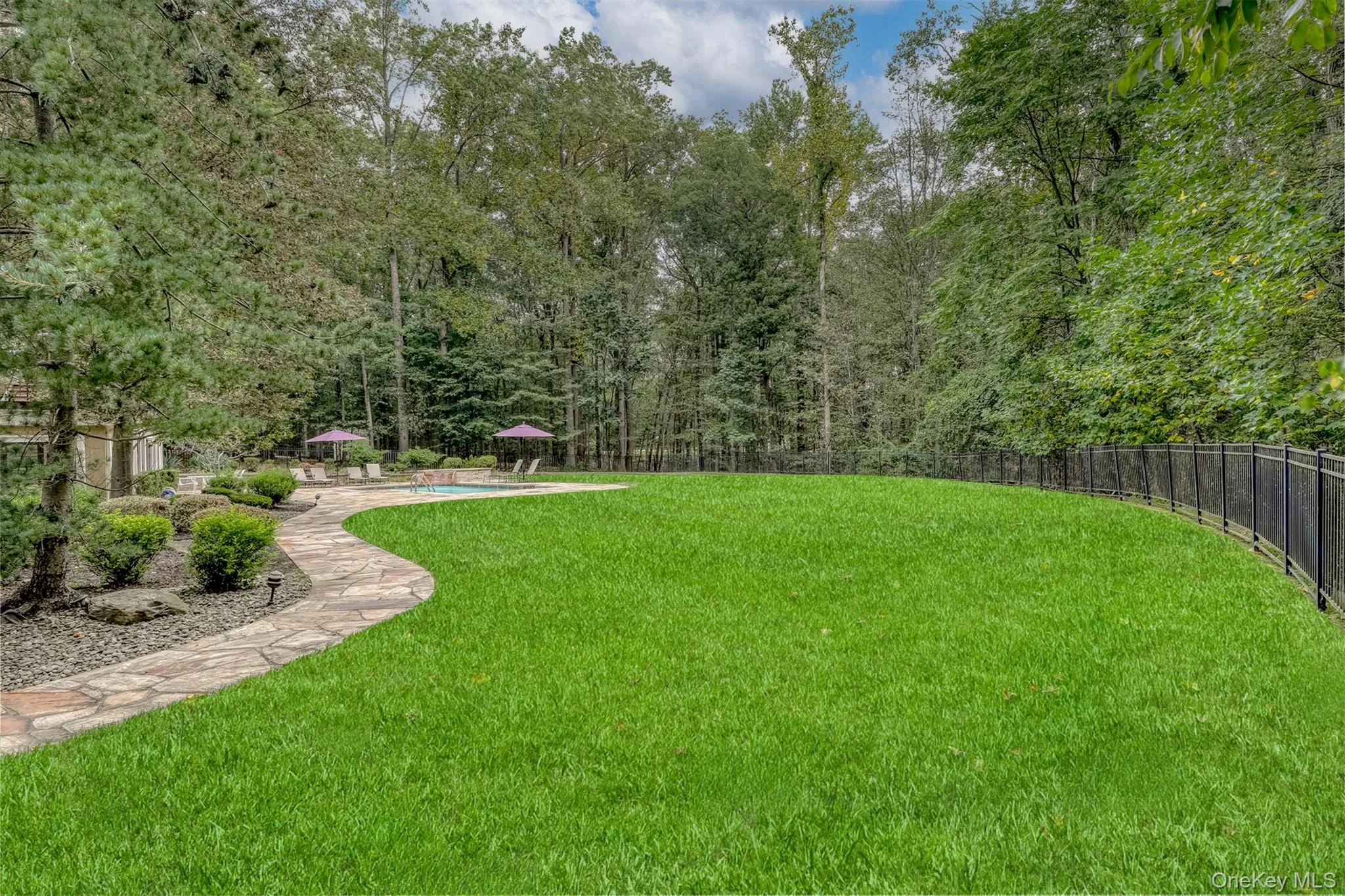 11 White Birch Court, Clarkstown, NY, 7 Bedrooms Bedrooms, 18 Rooms Rooms,4 BathroomsBathrooms,Residential,For Rent,White Birch,0,901131 11 White Birch Court, Clarkstown, NY, 7 Bedrooms Bedrooms, 18 Rooms Rooms,4 BathroomsBathrooms,Residential,For Rent,White Birch,0,901131