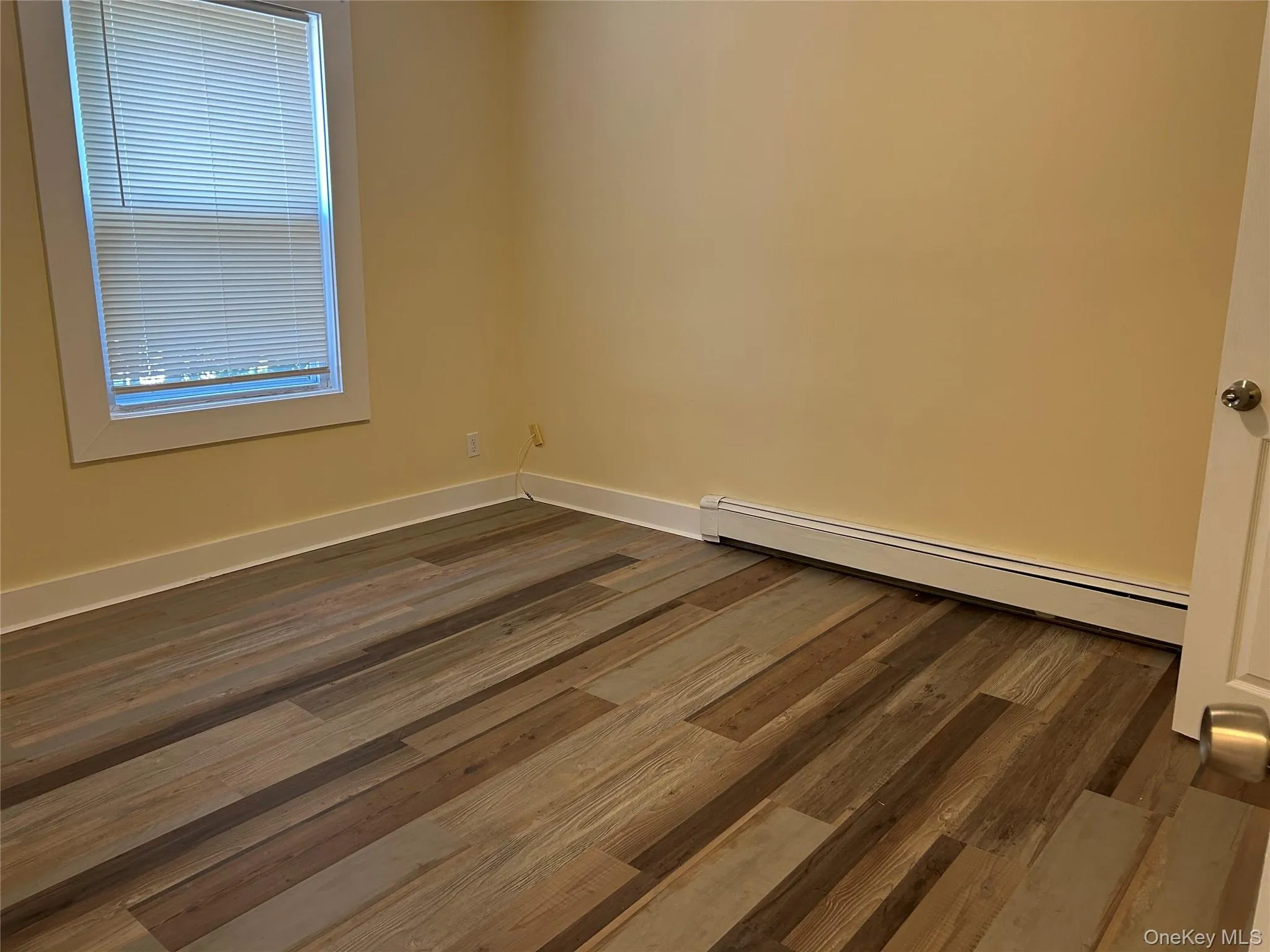 46 Dawson Avenue, Smithtown, NY, 4 Bedrooms Bedrooms, 6 Rooms Rooms,1 BathroomBathrooms,Residential Lease,Idx,Dawson,0,901157 46 Dawson Avenue, Smithtown, NY, 4 Bedrooms Bedrooms, 6 Rooms Rooms,1 BathroomBathrooms,Residential Lease,Idx,Dawson,0,901157