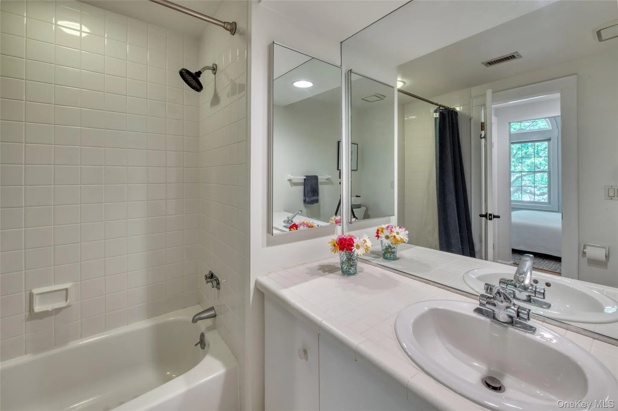 Guest Ensuite bathroom Guest Ensuite bathroom