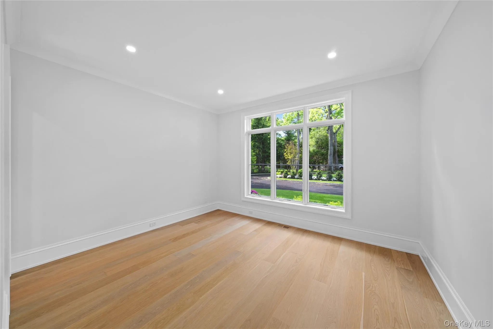 12 Quaker Ridge Drive, Oyster Bay, NY, 6 Bedrooms Bedrooms, 10 Rooms Rooms,8 BathroomsBathrooms,Residential,For Rent,Quaker Ridge,0,901446 12 Quaker Ridge Drive, Oyster Bay, NY, 6 Bedrooms Bedrooms, 10 Rooms Rooms,8 BathroomsBathrooms,Residential,For Rent,Quaker Ridge,0,901446
