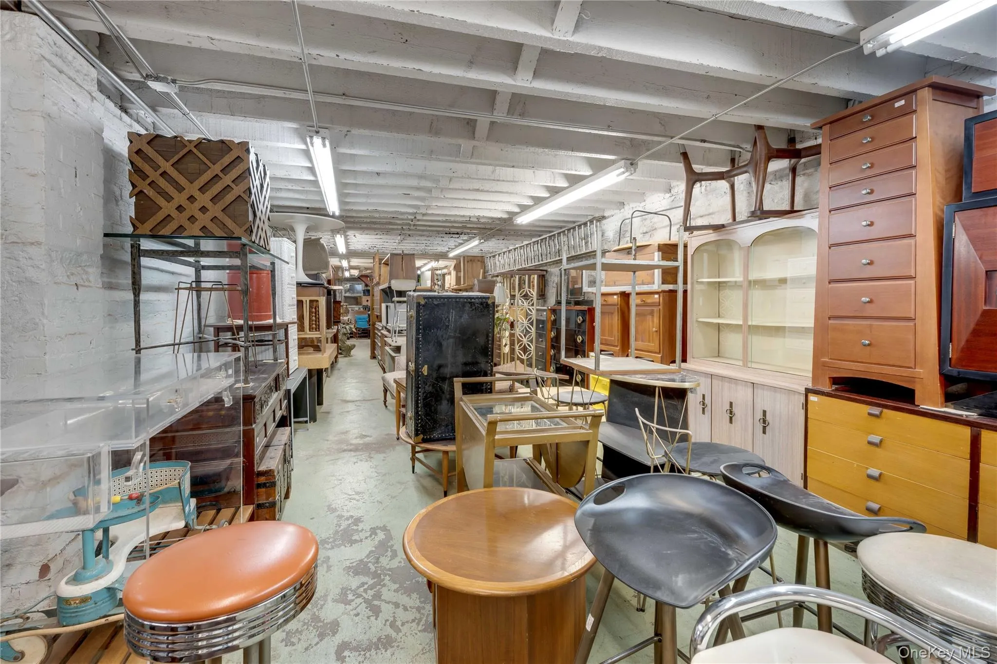 562 5th Avenue, New York, NY, ,Commercial Lease,Idx,5th,0,901508 562 5th Avenue, New York, NY, ,Commercial Lease,Idx,5th,0,901508