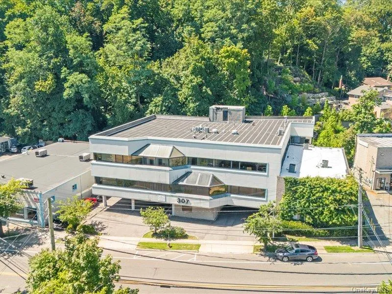 Aerial view of property and surrounding area Aerial view of property and surrounding area