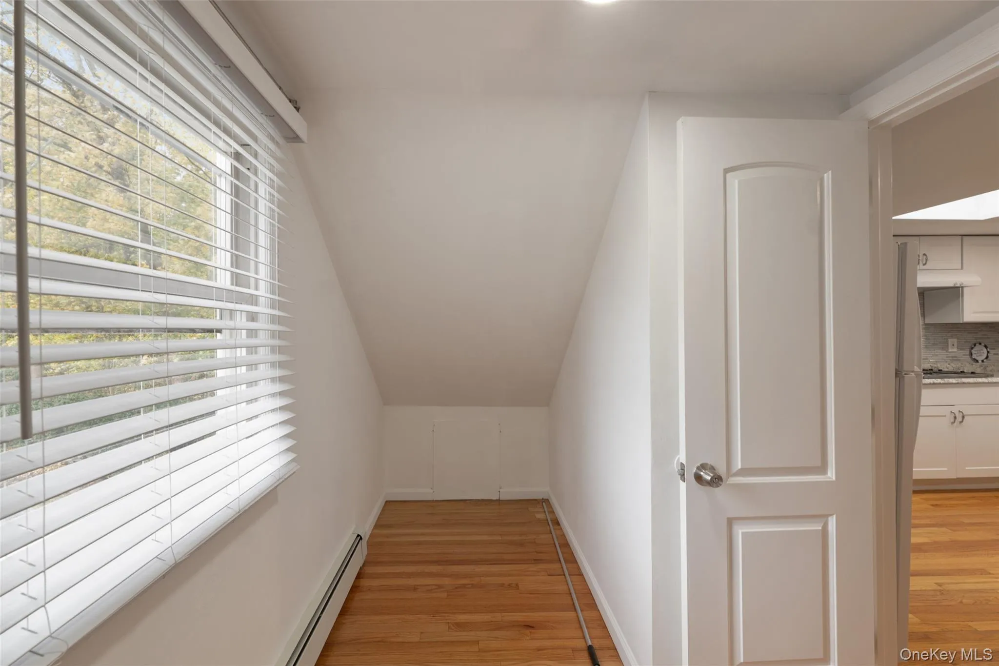 24 Waterside Avenue, Huntington, NY, 1 Bedroom Bedrooms, 2 Rooms Rooms,1 BathroomBathrooms,Residential Lease,Idx,Waterside,0,901906 24 Waterside Avenue, Huntington, NY, 1 Bedroom Bedrooms, 2 Rooms Rooms,1 BathroomBathrooms,Residential Lease,Idx,Waterside,0,901906