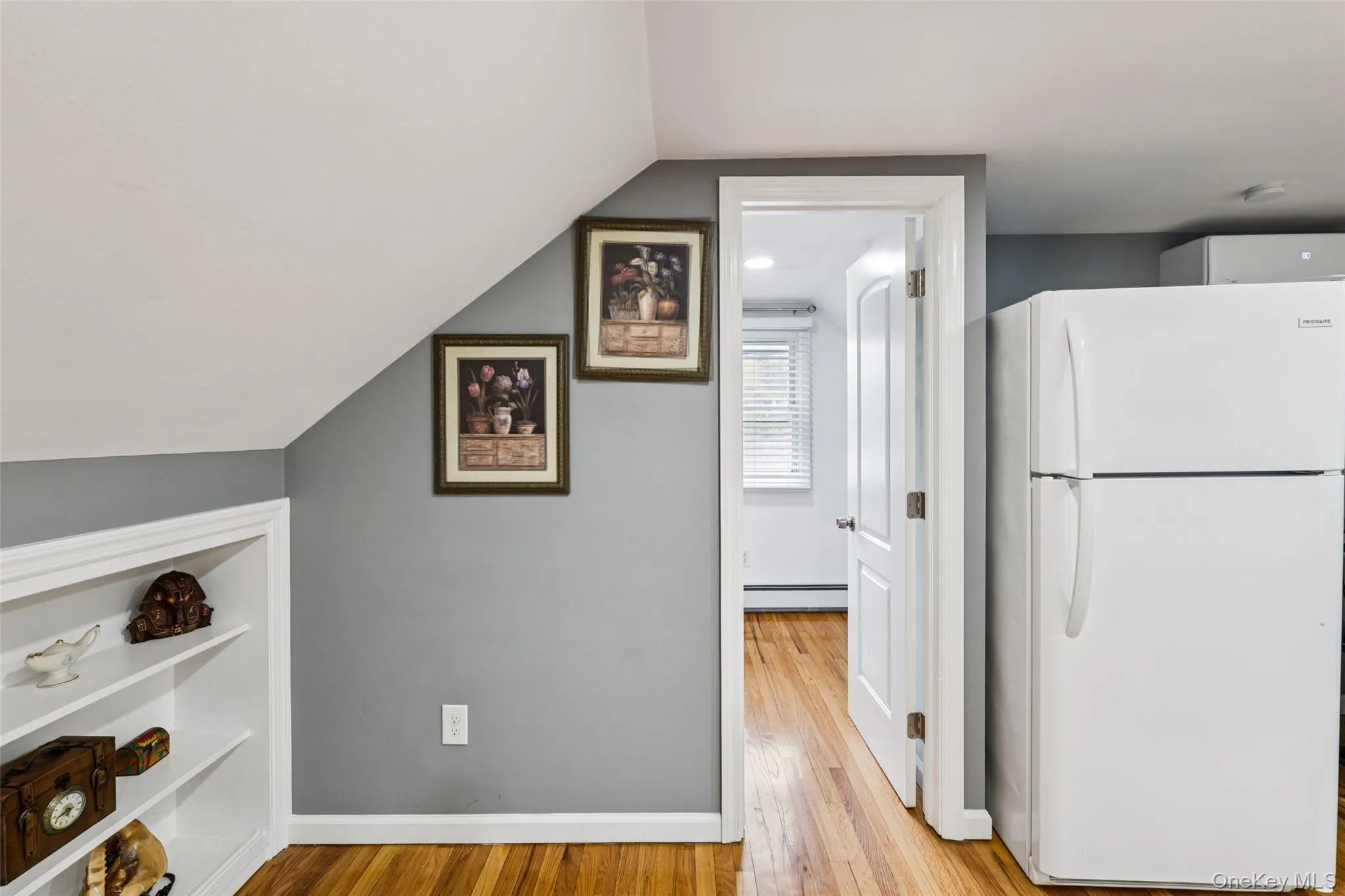 24 Waterside Avenue, Huntington, NY, 1 Bedroom Bedrooms, 2 Rooms Rooms,1 BathroomBathrooms,Residential Lease,Idx,Waterside,0,901906 24 Waterside Avenue, Huntington, NY, 1 Bedroom Bedrooms, 2 Rooms Rooms,1 BathroomBathrooms,Residential Lease,Idx,Waterside,0,901906