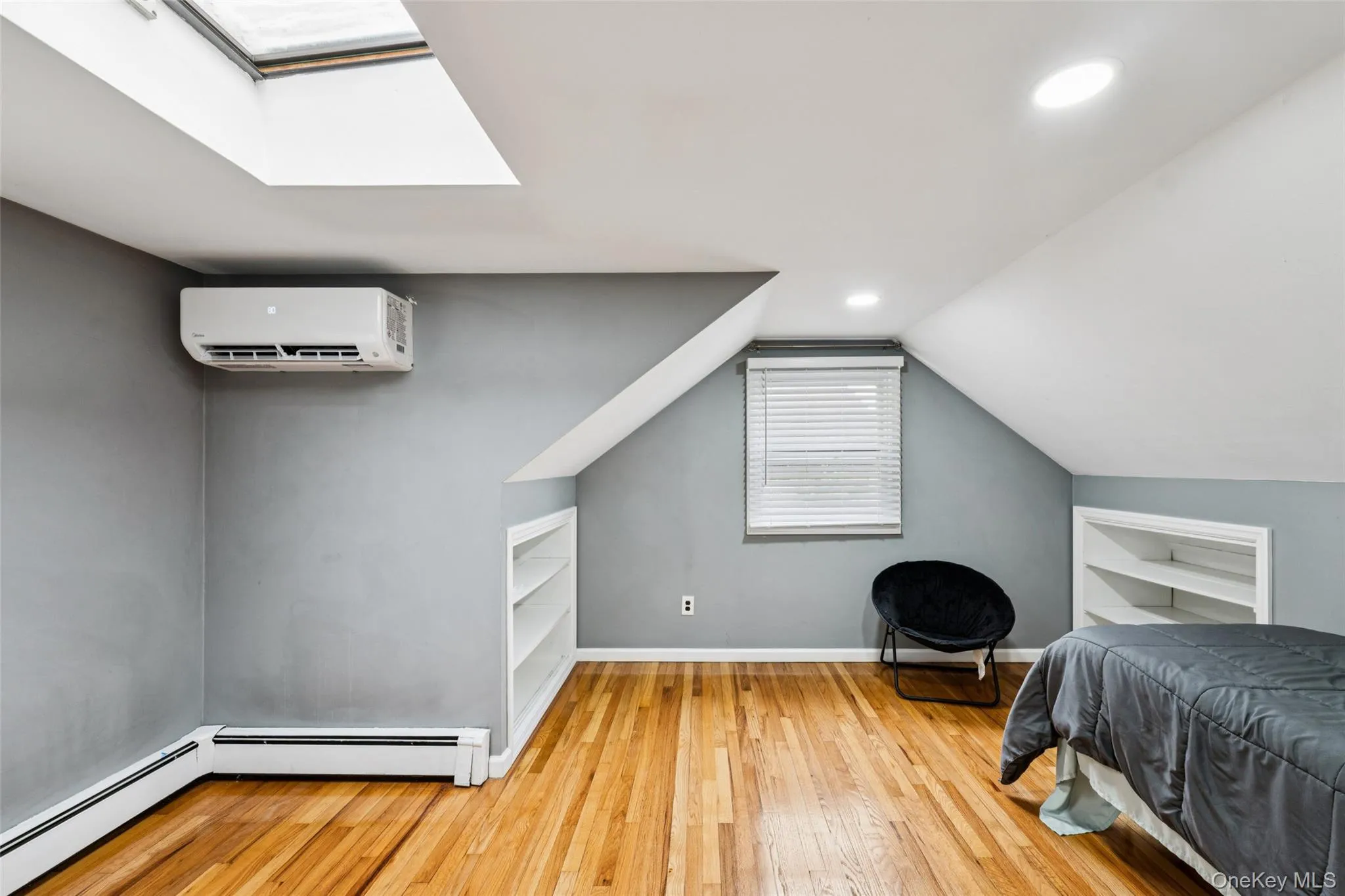 24 Waterside Avenue, Huntington, NY, 1 Bedroom Bedrooms, 2 Rooms Rooms,1 BathroomBathrooms,Residential Lease,Idx,Waterside,0,901906 24 Waterside Avenue, Huntington, NY, 1 Bedroom Bedrooms, 2 Rooms Rooms,1 BathroomBathrooms,Residential Lease,Idx,Waterside,0,901906