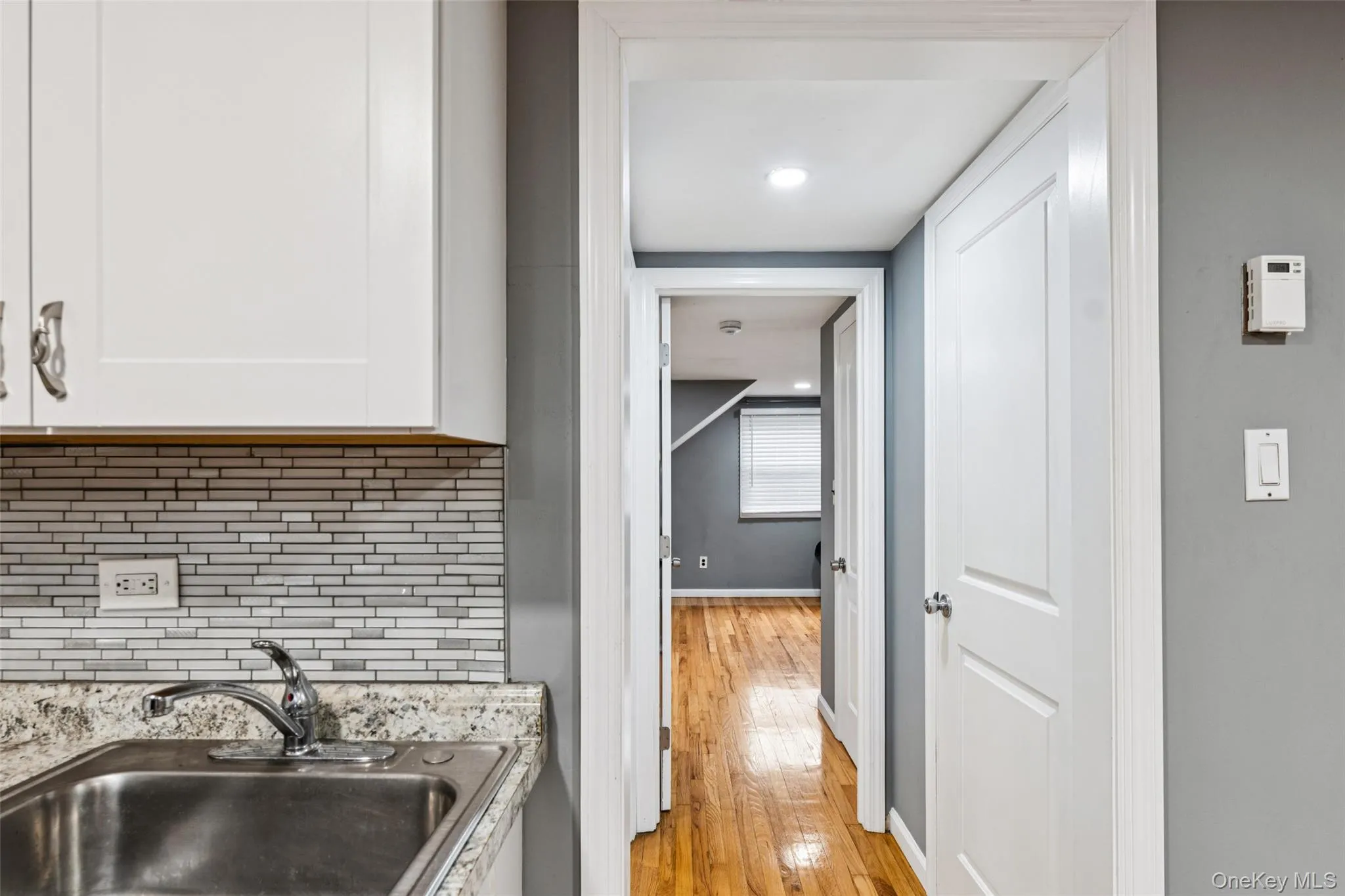 24 Waterside Avenue, Huntington, NY, 1 Bedroom Bedrooms, 2 Rooms Rooms,1 BathroomBathrooms,Residential Lease,Idx,Waterside,0,901906 24 Waterside Avenue, Huntington, NY, 1 Bedroom Bedrooms, 2 Rooms Rooms,1 BathroomBathrooms,Residential Lease,Idx,Waterside,0,901906