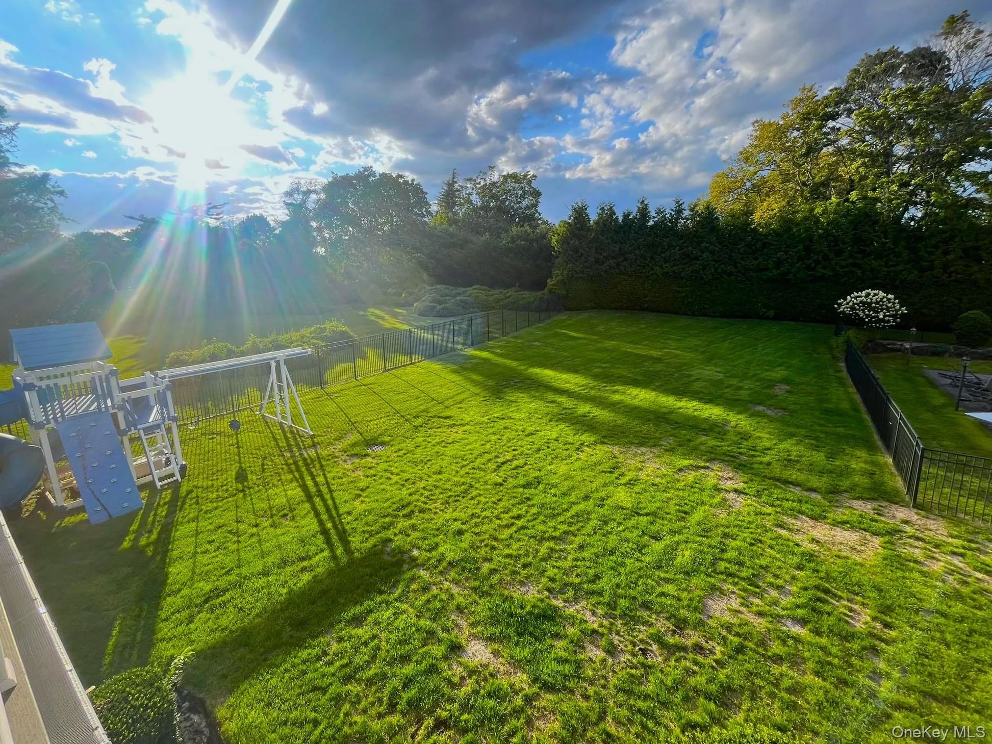 302 Hewlett Neck Road, Hempstead, NY, 5 Bedrooms Bedrooms, 10 Rooms Rooms,5 BathroomsBathrooms,Residential Lease,Idx,Hewlett Neck,0,902457 302 Hewlett Neck Road, Hempstead, NY, 5 Bedrooms Bedrooms, 10 Rooms Rooms,5 BathroomsBathrooms,Residential Lease,Idx,Hewlett Neck,0,902457