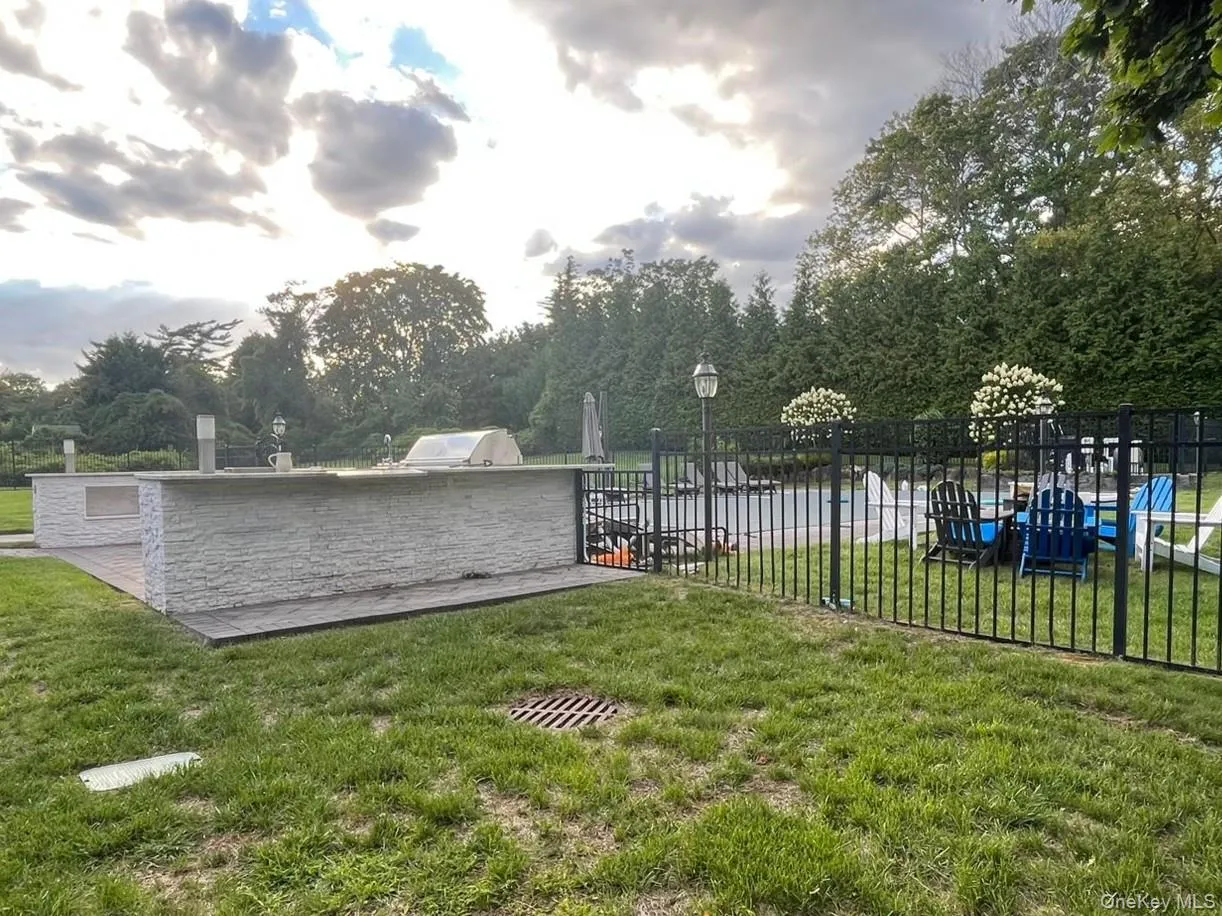 302 Hewlett Neck Road, Hempstead, NY, 5 Bedrooms Bedrooms, 10 Rooms Rooms,5 BathroomsBathrooms,Residential Lease,Idx,Hewlett Neck,0,902457 302 Hewlett Neck Road, Hempstead, NY, 5 Bedrooms Bedrooms, 10 Rooms Rooms,5 BathroomsBathrooms,Residential Lease,Idx,Hewlett Neck,0,902457