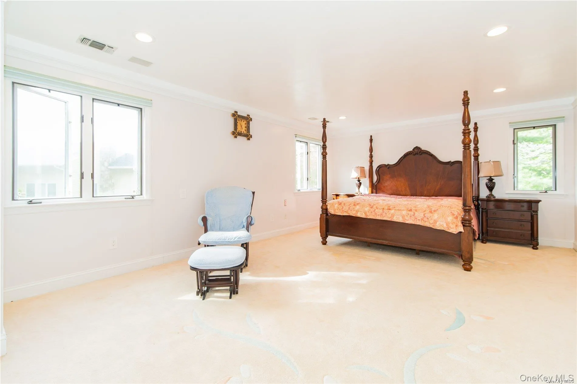 12 Bolton Drive, North Hempstead, NY, 5 Bedrooms Bedrooms, 12 Rooms Rooms,3 BathroomsBathrooms,Residential Lease,Idx,Bolton,902833 12 Bolton Drive, North Hempstead, NY, 5 Bedrooms Bedrooms, 12 Rooms Rooms,3 BathroomsBathrooms,Residential Lease,Idx,Bolton,902833