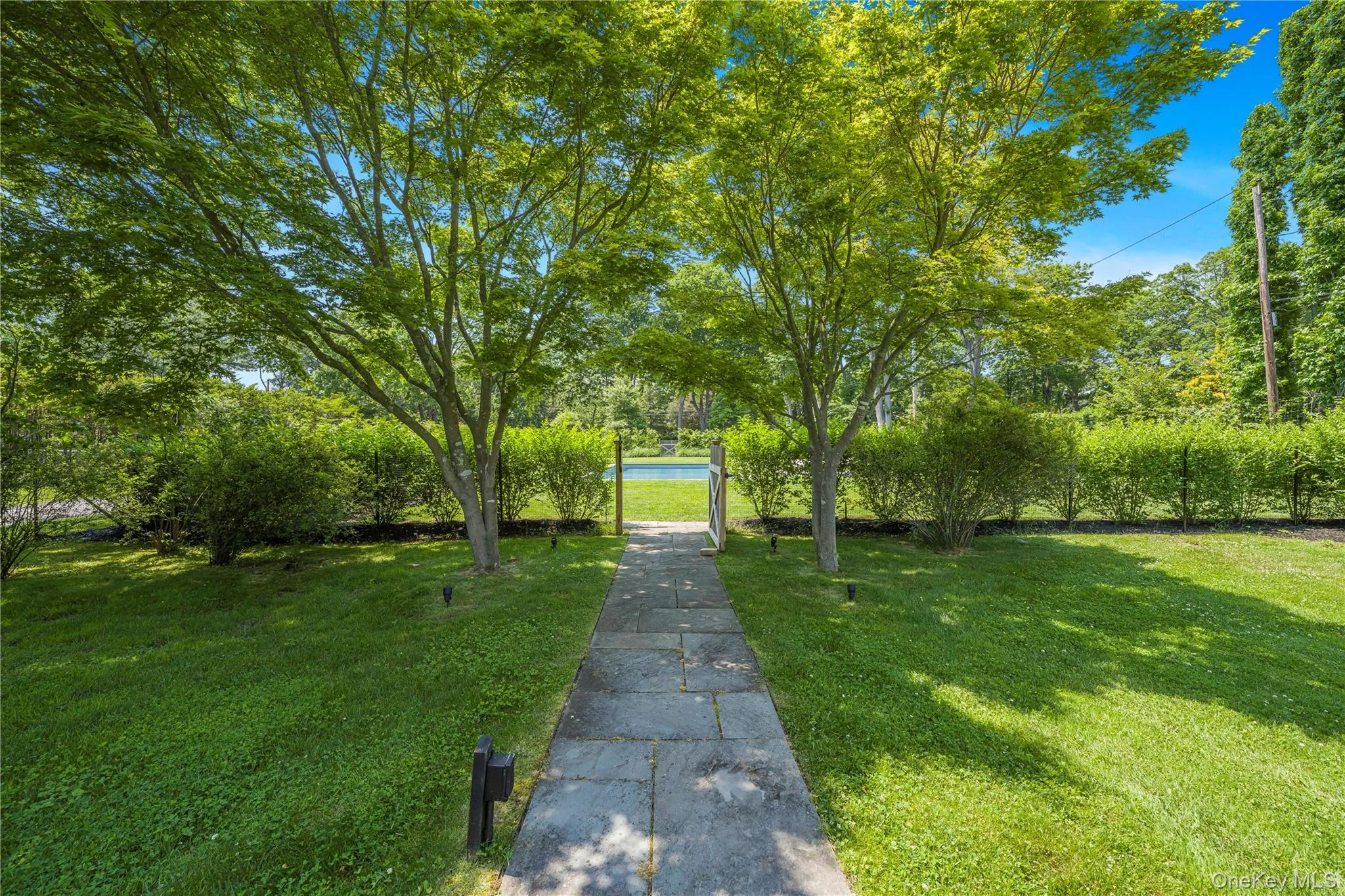 5 Thorn Hedge Road, Brookhaven, NY, 3 Bedrooms Bedrooms, 8 Rooms Rooms,2 BathroomsBathrooms,Residential Lease,Idx,Thorn Hedge,902972 5 Thorn Hedge Road, Brookhaven, NY, 3 Bedrooms Bedrooms, 8 Rooms Rooms,2 BathroomsBathrooms,Residential Lease,Idx,Thorn Hedge,902972