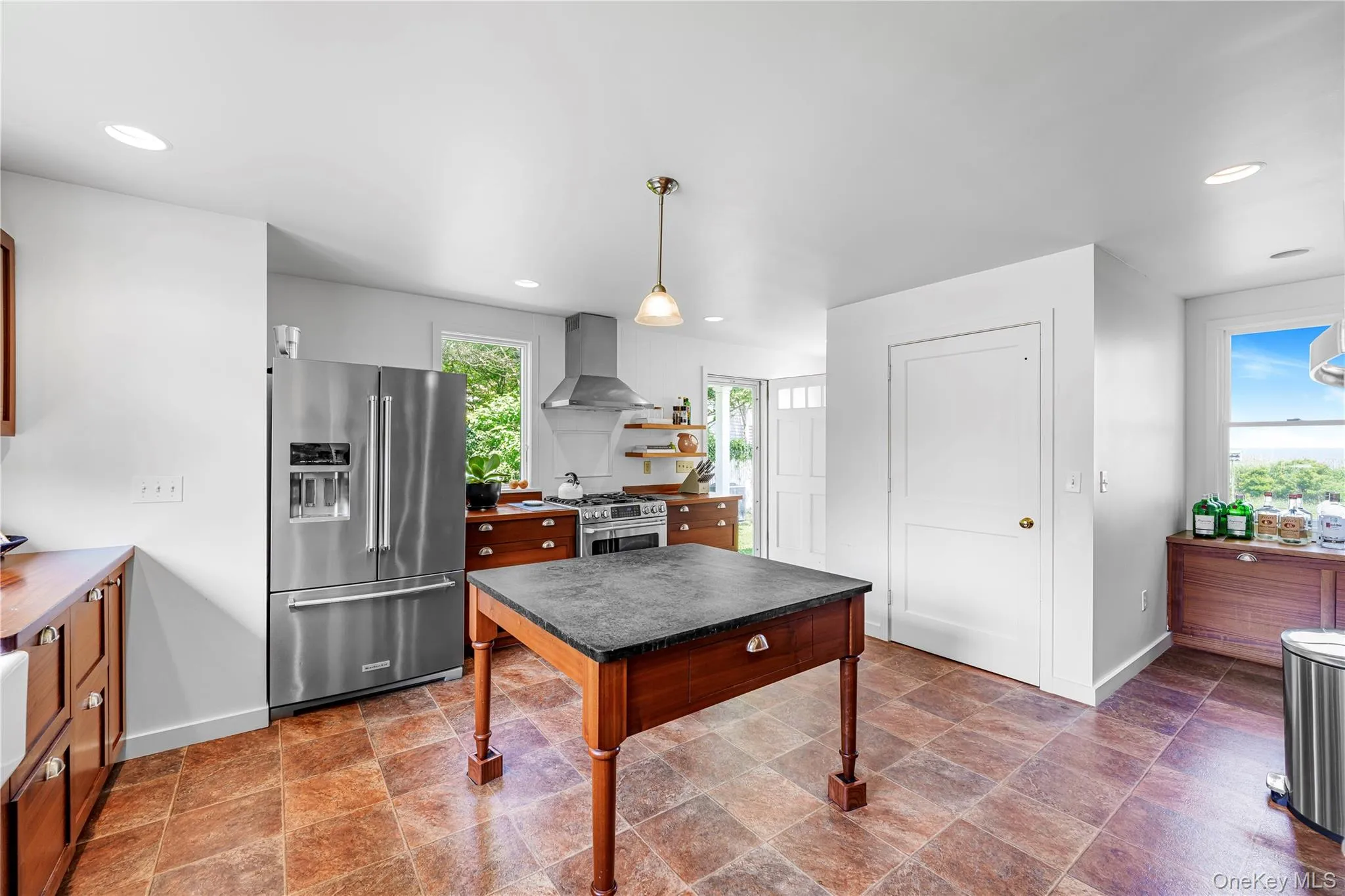 5 Thorn Hedge Road, Brookhaven, NY, 3 Bedrooms Bedrooms, 8 Rooms Rooms,2 BathroomsBathrooms,Residential Lease,Idx,Thorn Hedge,902972 5 Thorn Hedge Road, Brookhaven, NY, 3 Bedrooms Bedrooms, 8 Rooms Rooms,2 BathroomsBathrooms,Residential Lease,Idx,Thorn Hedge,902972