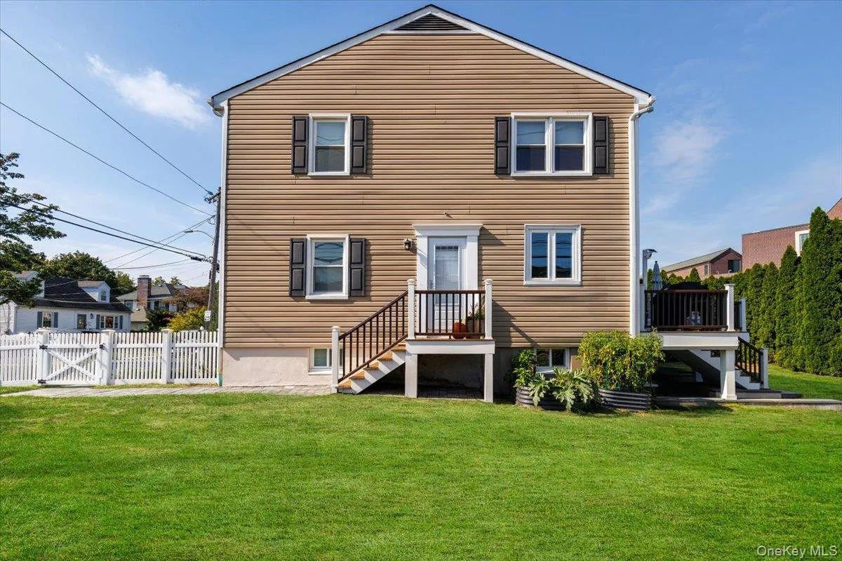Apartment 2 entrance to the right of the home. Apartment 2 entrance to the right of the home.