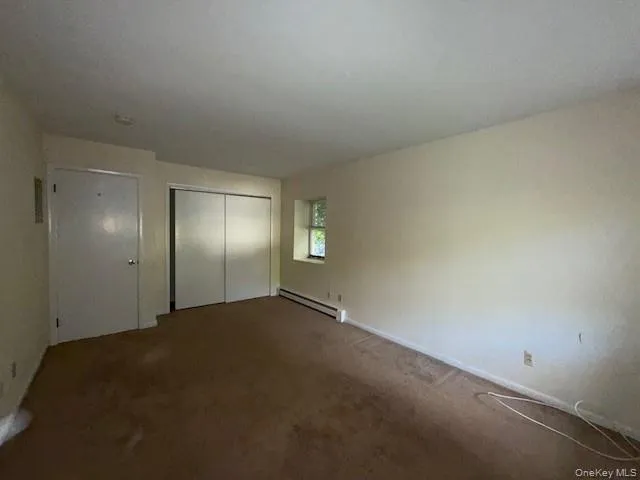 Large Closet Space! Large Closet Space!