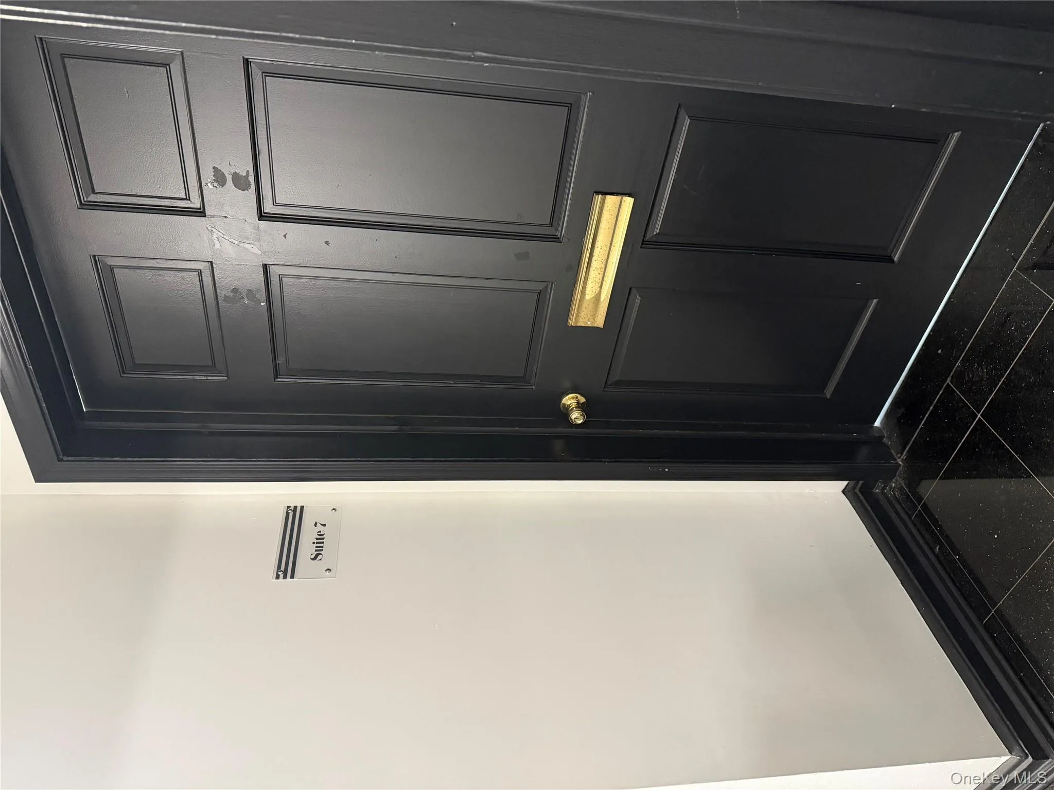 Suite door Suite door