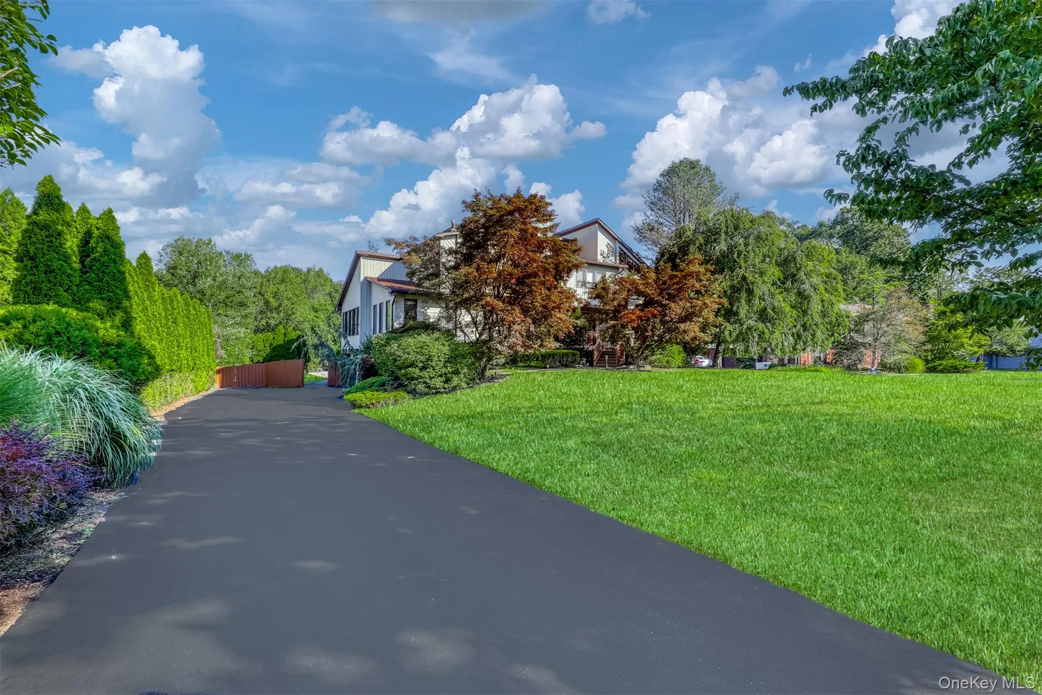 26 Snowdrop Drive, Clarkstown, NY, 4 Bedrooms Bedrooms, 16 Rooms Rooms,4 BathroomsBathrooms,Residential,For Rent,Snowdrop,0,903354 26 Snowdrop Drive, Clarkstown, NY, 4 Bedrooms Bedrooms, 16 Rooms Rooms,4 BathroomsBathrooms,Residential,For Rent,Snowdrop,0,903354