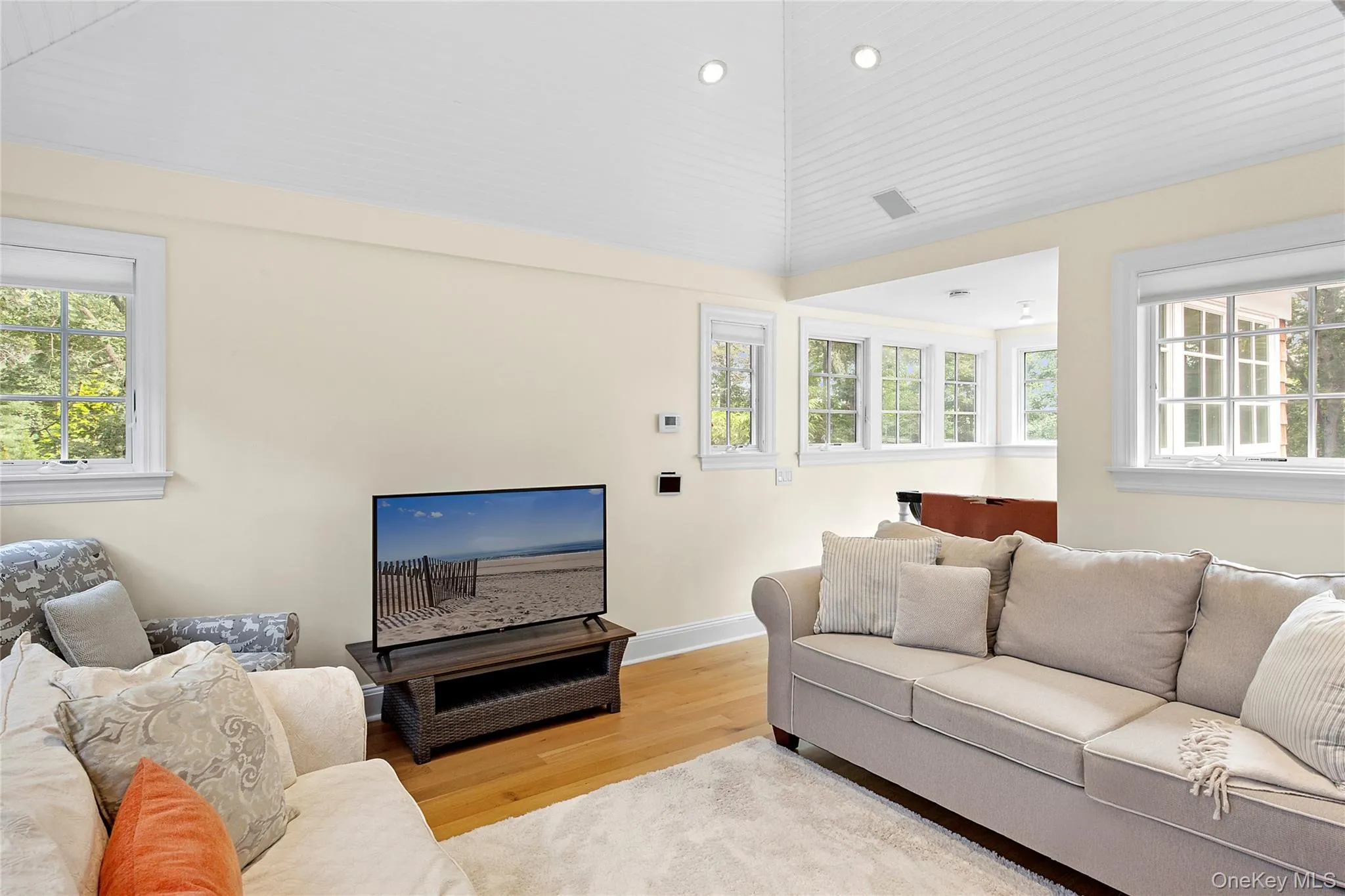 55 Cedar Lane, Southampton, NY, 5 Bedrooms Bedrooms, 12 Rooms Rooms,3 BathroomsBathrooms,Residential,For Rent,Cedar,0,903436 55 Cedar Lane, Southampton, NY, 5 Bedrooms Bedrooms, 12 Rooms Rooms,3 BathroomsBathrooms,Residential,For Rent,Cedar,0,903436