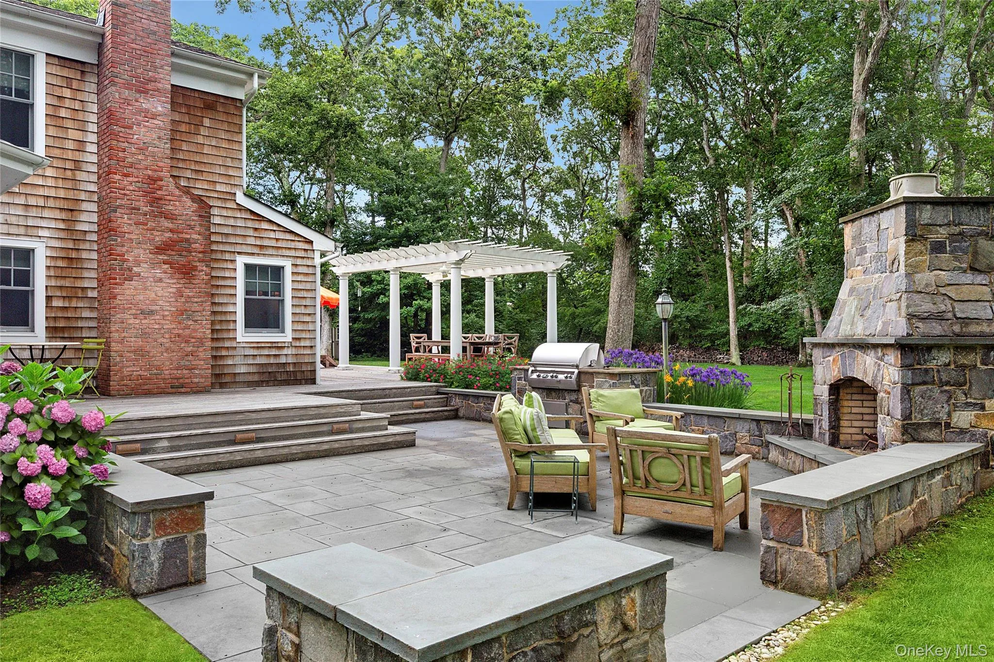 55 Cedar Lane, Southampton, NY, 5 Bedrooms Bedrooms, 12 Rooms Rooms,3 BathroomsBathrooms,Residential,For Rent,Cedar,0,903436 55 Cedar Lane, Southampton, NY, 5 Bedrooms Bedrooms, 12 Rooms Rooms,3 BathroomsBathrooms,Residential,For Rent,Cedar,0,903436