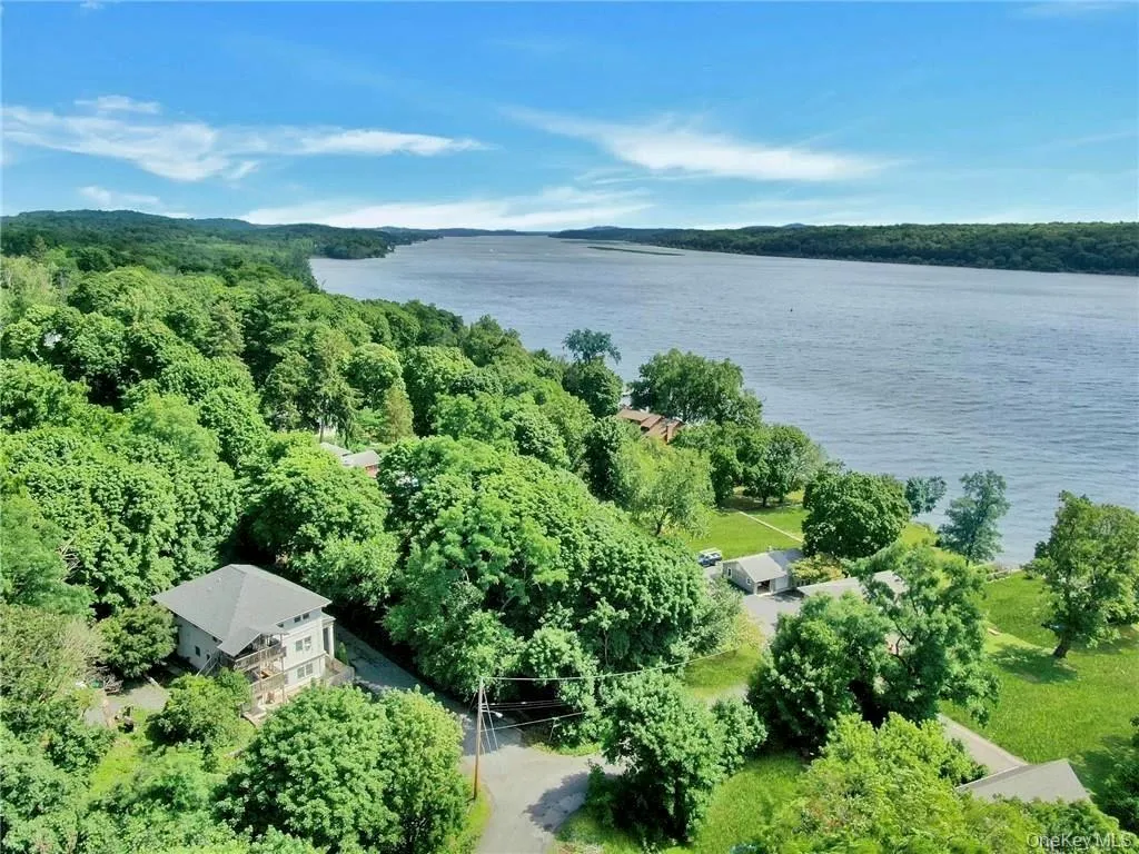 20 Bigelow Road, Saugerties, NY, 1 Bedroom Bedrooms, 4 Rooms Rooms,1 BathroomBathrooms,Residential Lease,Idx,Bigelow,0,903495 20 Bigelow Road, Saugerties, NY, 1 Bedroom Bedrooms, 4 Rooms Rooms,1 BathroomBathrooms,Residential Lease,Idx,Bigelow,0,903495