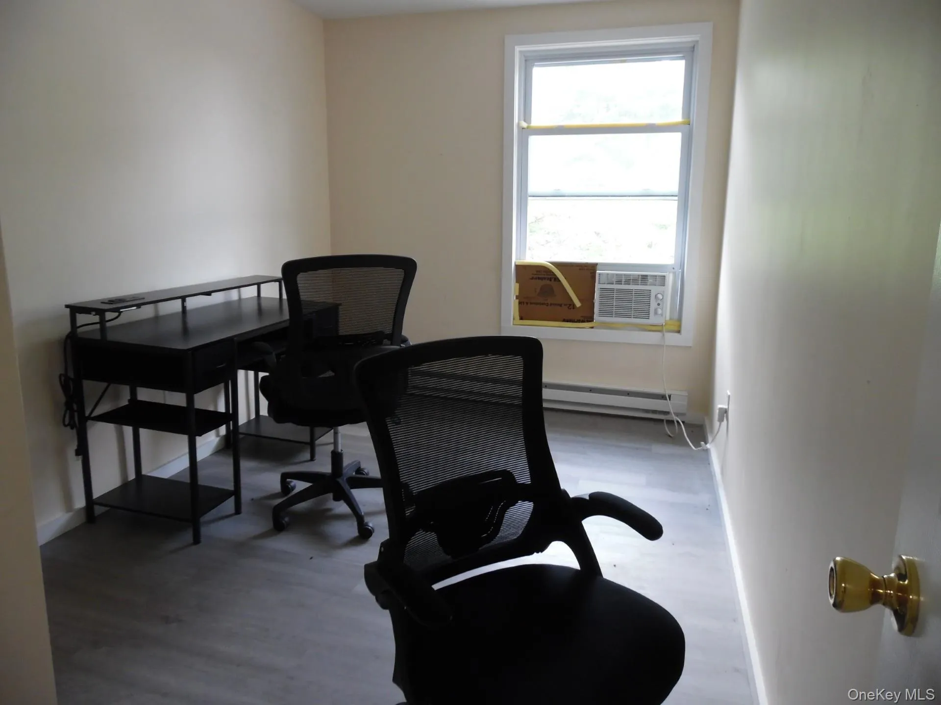 Office featuring light wood finished floors and baseboards Office featuring light wood finished floors and baseboards