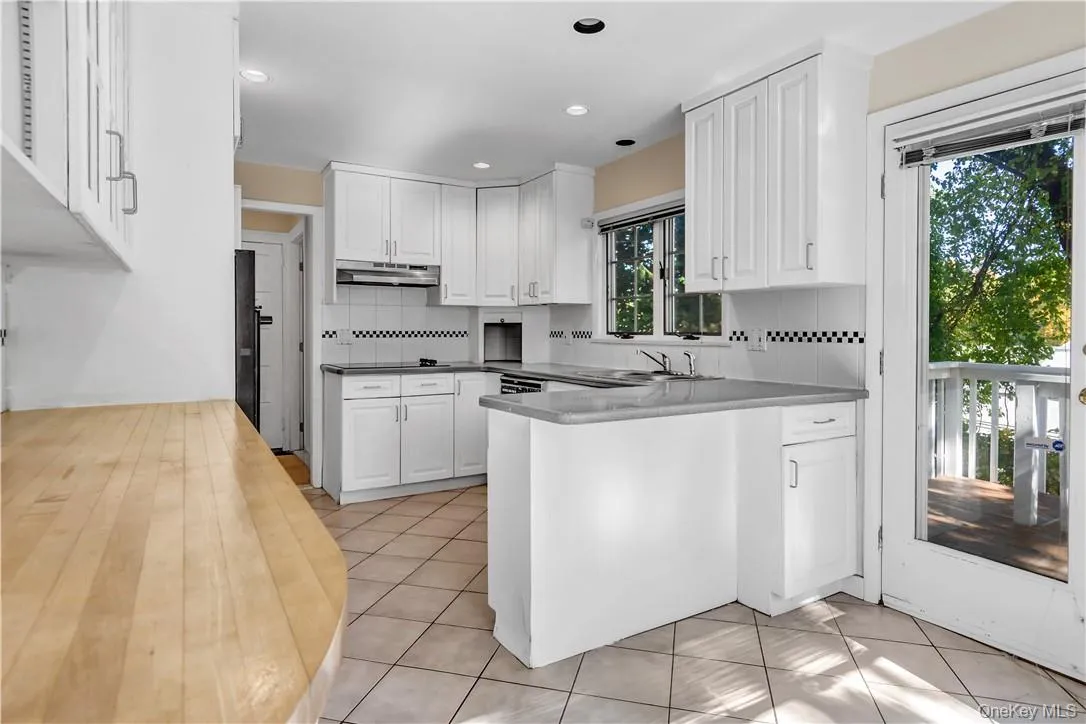 1058 Wilmot Road, New Rochelle, NY, 3 Bedrooms Bedrooms, 9 Rooms Rooms,3 BathroomsBathrooms,Residential Lease,Idx,Wilmot,903717 1058 Wilmot Road, New Rochelle, NY, 3 Bedrooms Bedrooms, 9 Rooms Rooms,3 BathroomsBathrooms,Residential Lease,Idx,Wilmot,903717