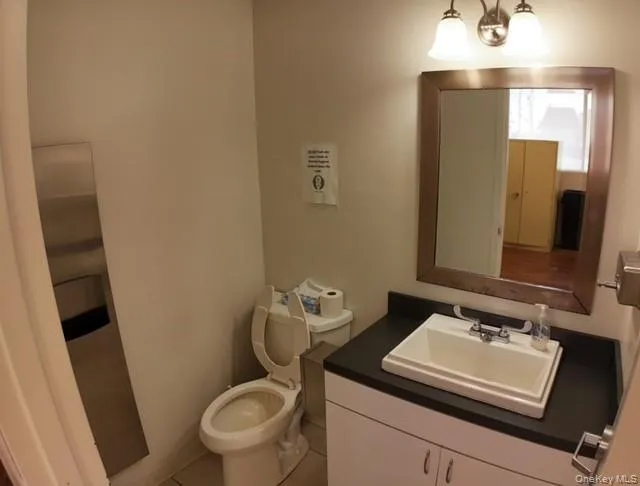 2- In-Suite Private Lavatories. 2- In-Suite Private Lavatories.