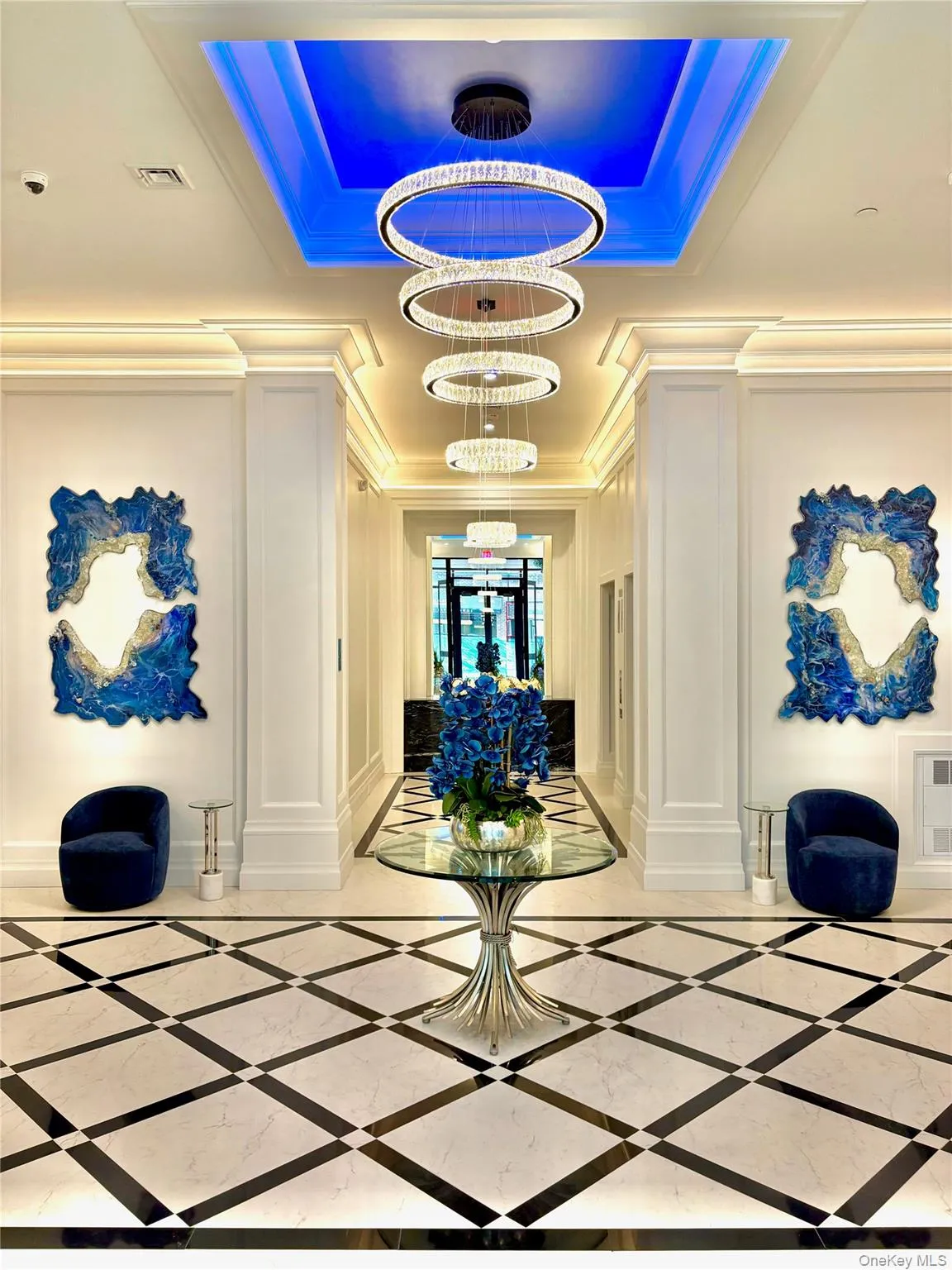 Lobby featuring visible vents Lobby featuring visible vents