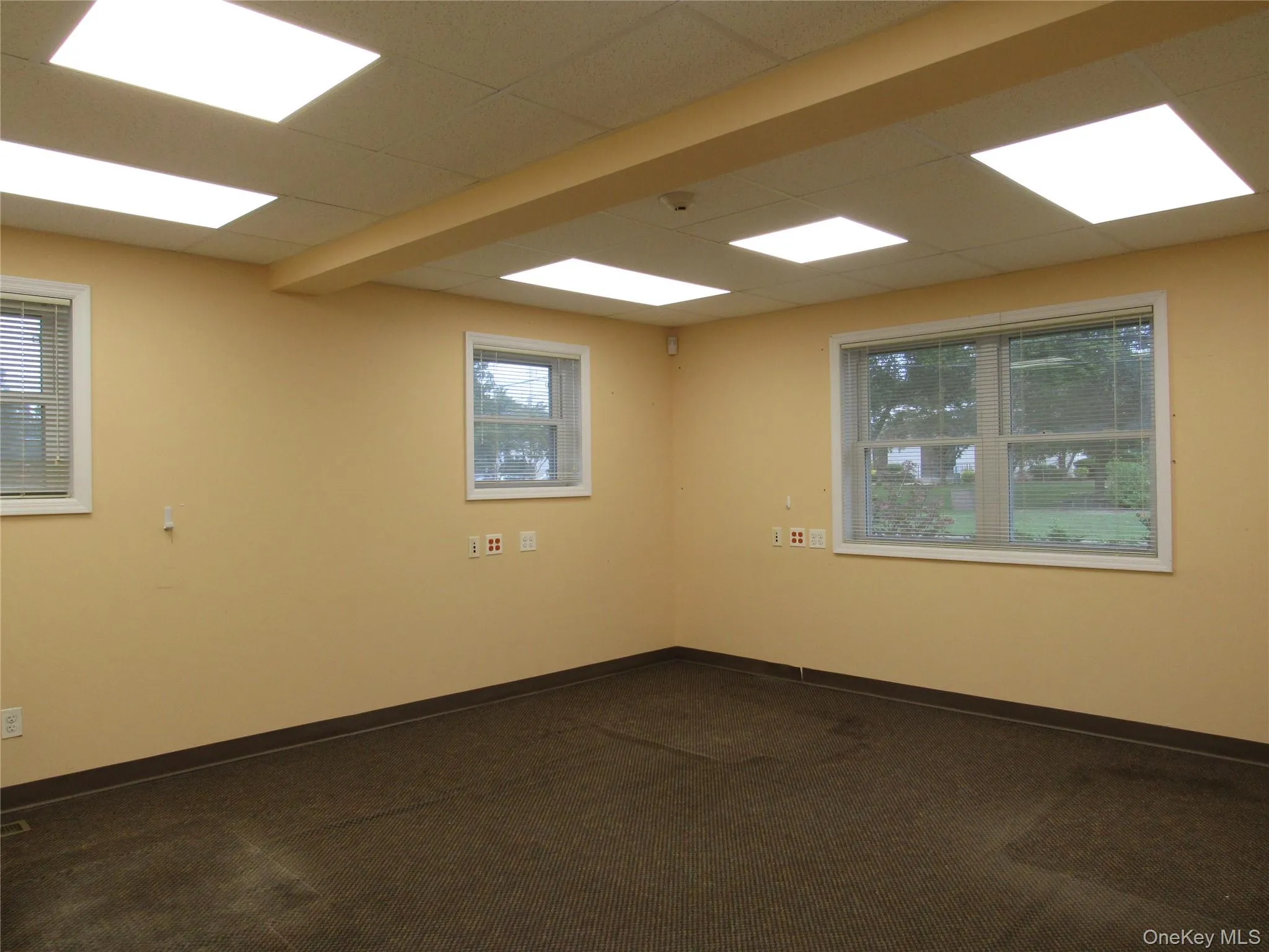 201 Howell Avenue, Riverhead, NY, ,Commercial Lease,Idx,Howell,0,904167 201 Howell Avenue, Riverhead, NY, ,Commercial Lease,Idx,Howell,0,904167