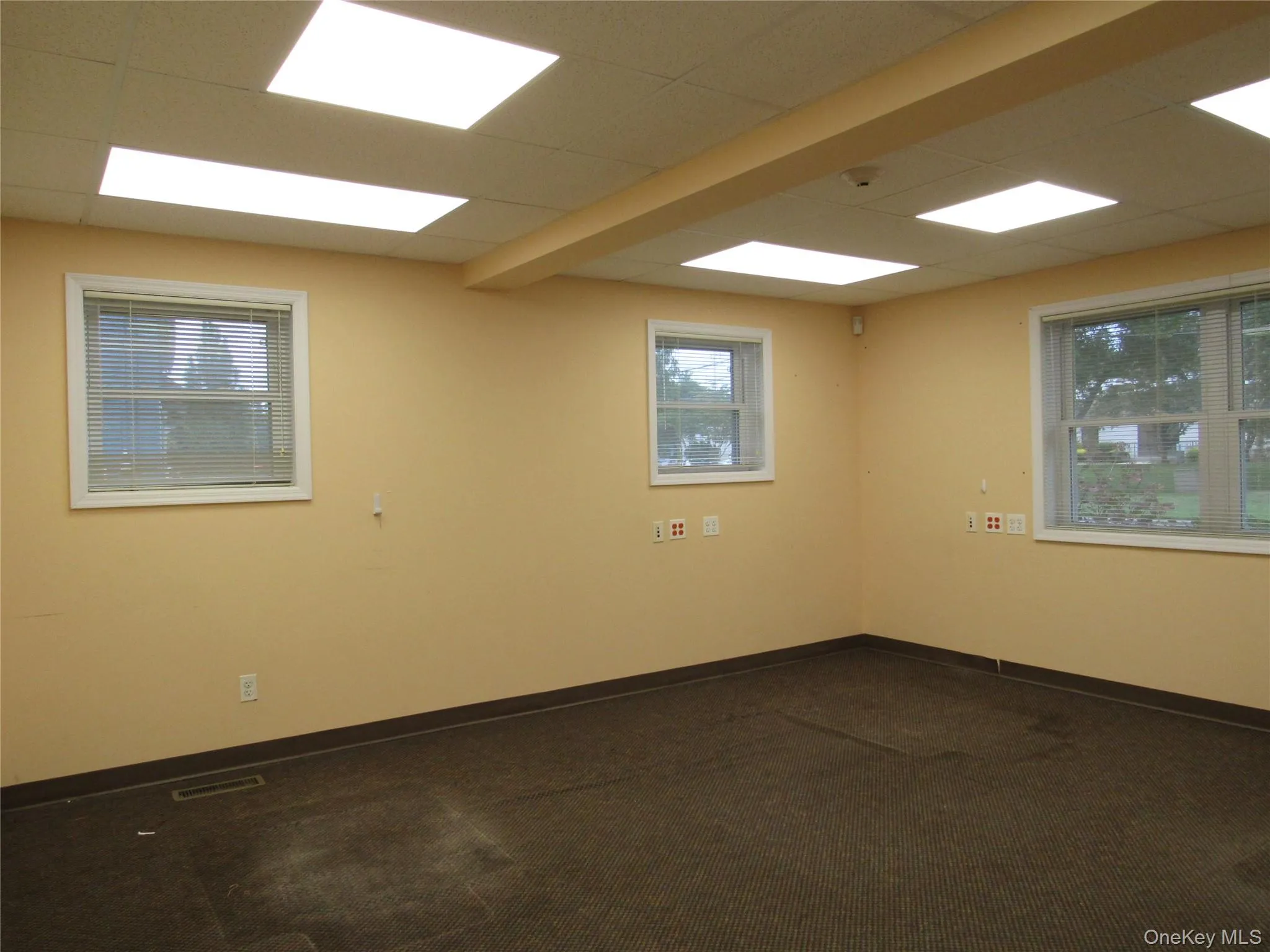 201 Howell Avenue, Riverhead, NY, ,Commercial Lease,Idx,Howell,0,904167 201 Howell Avenue, Riverhead, NY, ,Commercial Lease,Idx,Howell,0,904167