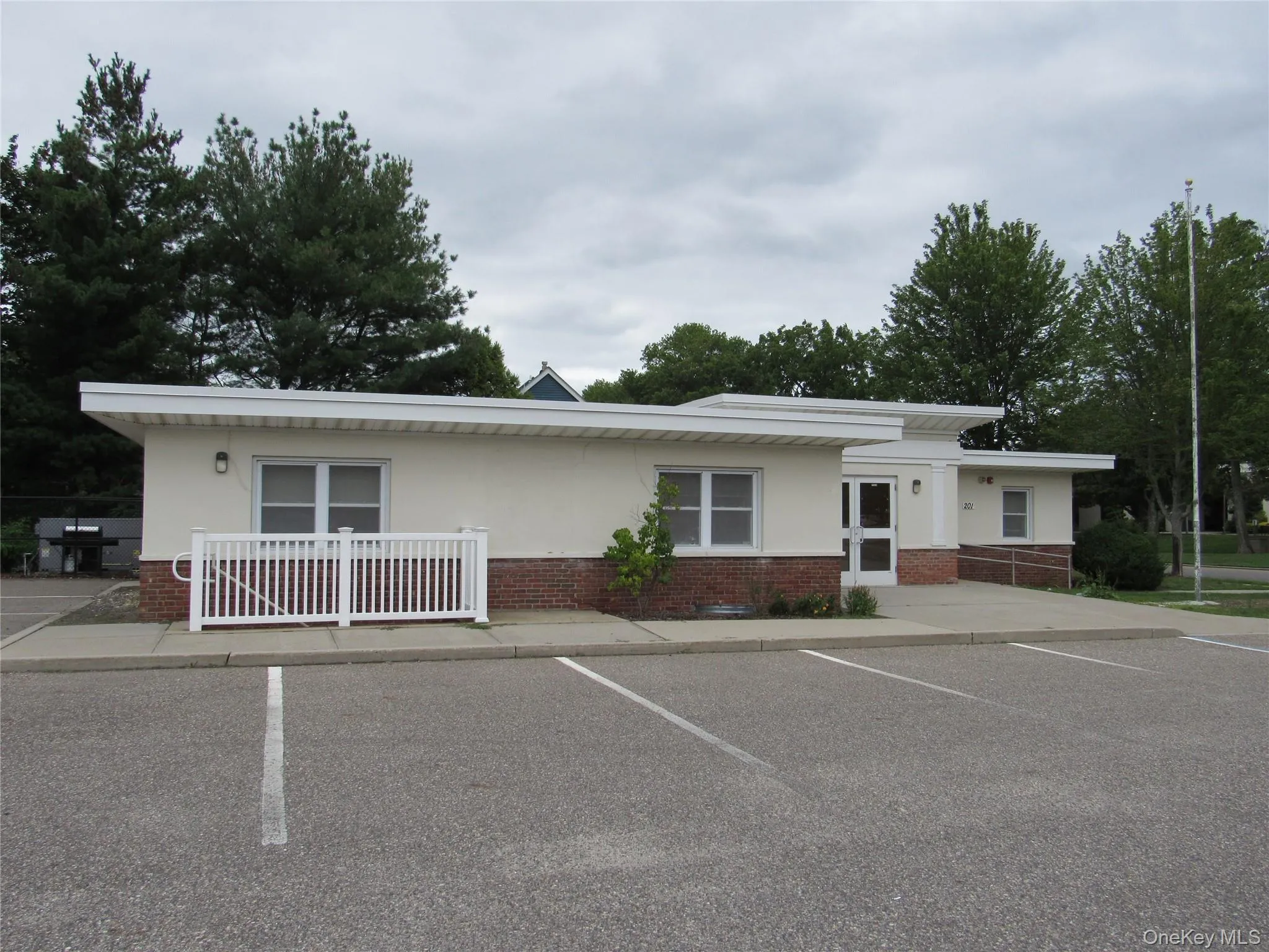 201 Howell Avenue, Riverhead, NY, ,Commercial Lease,Idx,Howell,0,904167 201 Howell Avenue, Riverhead, NY, ,Commercial Lease,Idx,Howell,0,904167
