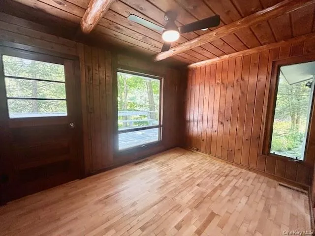 272 Drake Road, Pleasant Valley, NY, 3 Bedrooms Bedrooms, 9 Rooms Rooms,2 BathroomsBathrooms,Residential Lease,Idx,Drake,0,904217 272 Drake Road, Pleasant Valley, NY, 3 Bedrooms Bedrooms, 9 Rooms Rooms,2 BathroomsBathrooms,Residential Lease,Idx,Drake,0,904217