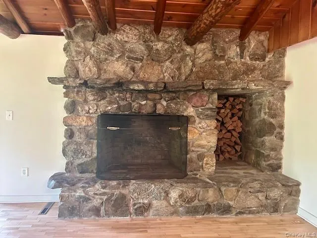 272 Drake Road, Pleasant Valley, NY, 3 Bedrooms Bedrooms, 9 Rooms Rooms,2 BathroomsBathrooms,Residential Lease,Idx,Drake,0,904217 272 Drake Road, Pleasant Valley, NY, 3 Bedrooms Bedrooms, 9 Rooms Rooms,2 BathroomsBathrooms,Residential Lease,Idx,Drake,0,904217