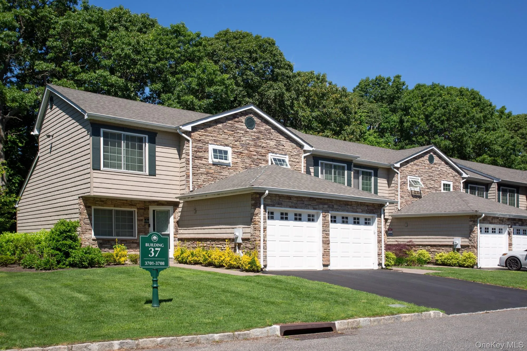 5000 Townhouse Drive, Brookhaven, NY, 3 Bedrooms Bedrooms, 6 Rooms Rooms,2 BathroomsBathrooms,Residential Lease,Idx,Townhouse,0,904418 5000 Townhouse Drive, Brookhaven, NY, 3 Bedrooms Bedrooms, 6 Rooms Rooms,2 BathroomsBathrooms,Residential Lease,Idx,Townhouse,0,904418