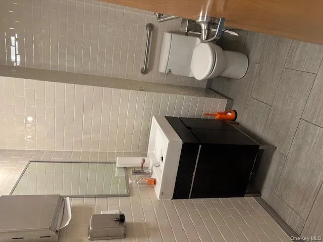 Bathroom 1. Bathroom 1.