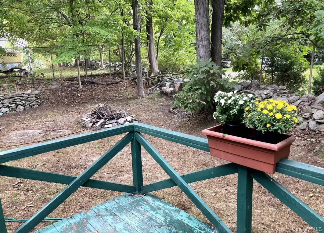 View of yard View of yard