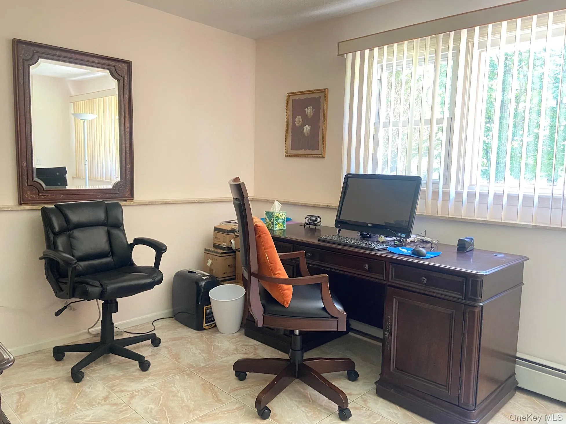 Office or 4th bedroom Office or 4th bedroom