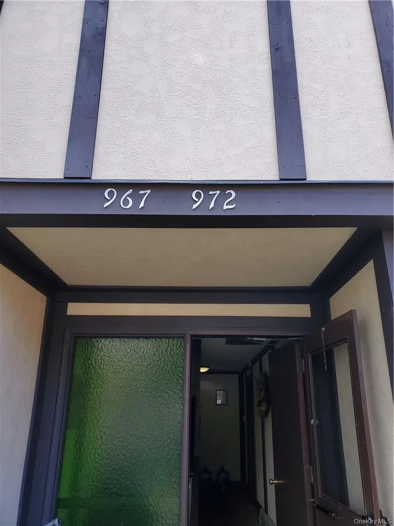 972 Sierra Vista Lane, Clarkstown, NY, 2 Bedrooms Bedrooms, 5 Rooms Rooms,1 BathroomBathrooms,Residential Lease,Idx,Sierra Vista,0,904868 972 Sierra Vista Lane, Clarkstown, NY, 2 Bedrooms Bedrooms, 5 Rooms Rooms,1 BathroomBathrooms,Residential Lease,Idx,Sierra Vista,0,904868