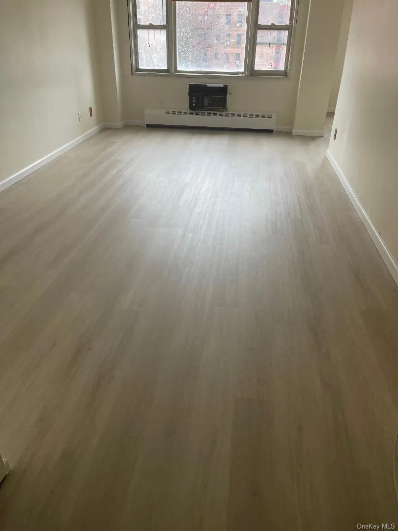 89-15 Parsons Boulevard, New York, NY, 3 Rooms Rooms,1 BathroomBathrooms,Residential Sale,For Rent,Parsons,0,904877 89-15 Parsons Boulevard, New York, NY, 3 Rooms Rooms,1 BathroomBathrooms,Residential Sale,For Rent,Parsons,0,904877