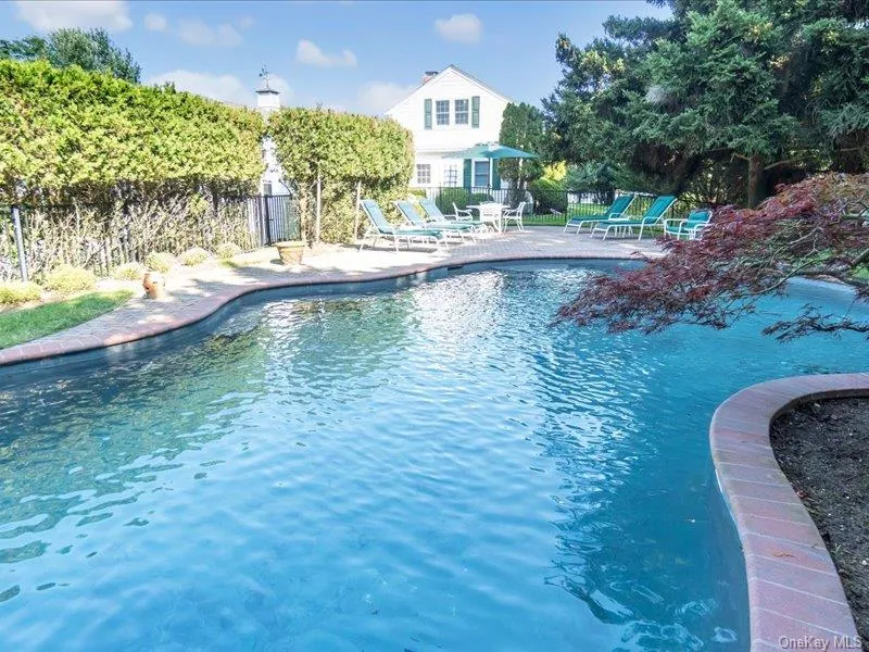 44 Griffing Avenue, Southampton, NY, 4 Bedrooms Bedrooms, 8 Rooms Rooms,3 BathroomsBathrooms,Residential Lease,Idx,Griffing,905088 44 Griffing Avenue, Southampton, NY, 4 Bedrooms Bedrooms, 8 Rooms Rooms,3 BathroomsBathrooms,Residential Lease,Idx,Griffing,905088