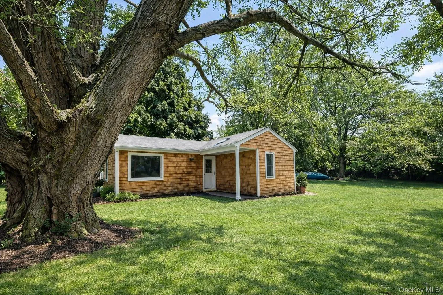 26 Menantic Road, Shelter Island, NY, 4 Bedrooms Bedrooms, 9 Rooms Rooms,3 BathroomsBathrooms,Residential,For Rent,Menantic,0,905186 26 Menantic Road, Shelter Island, NY, 4 Bedrooms Bedrooms, 9 Rooms Rooms,3 BathroomsBathrooms,Residential,For Rent,Menantic,0,905186