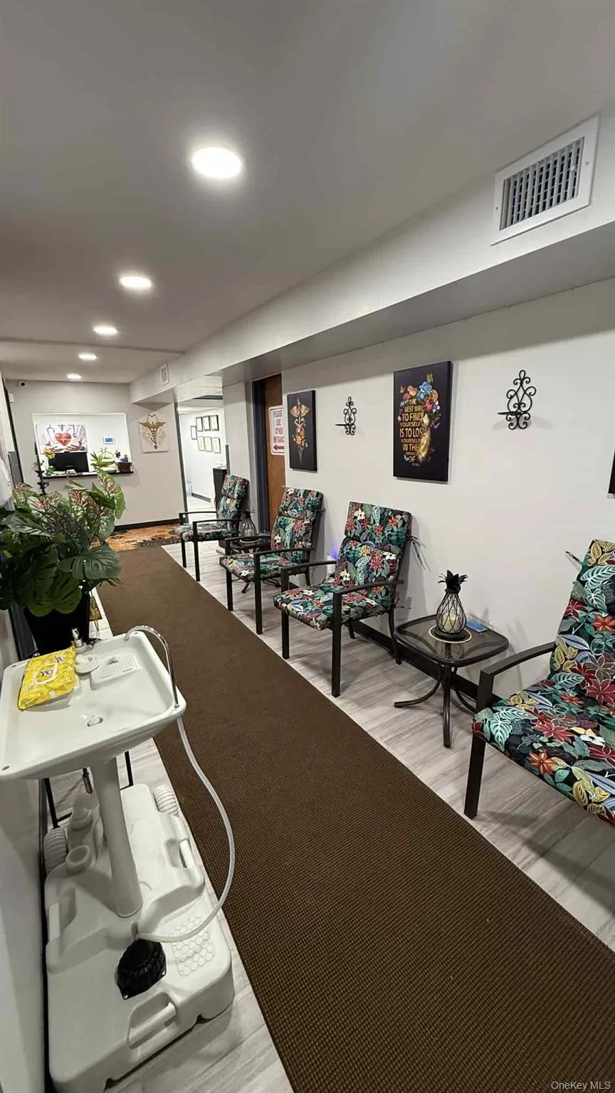 233-15 Hillside avenue, New York, NY, ,Commercial Lease,Idx,Hillside avenue,905261 233-15 Hillside avenue, New York, NY, ,Commercial Lease,Idx,Hillside avenue,905261